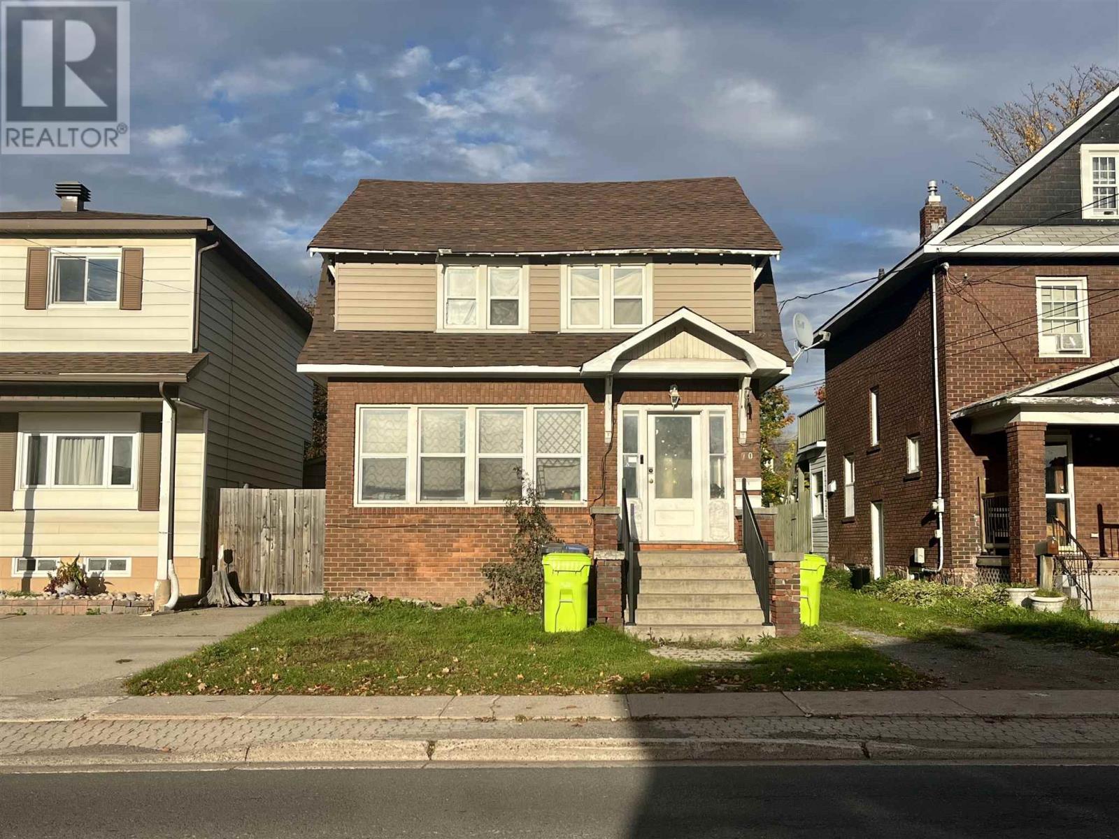 70 Wellington St E, Sault Ste. Marie, Ontario  P6A 2L2 - Photo 1 - SM253063