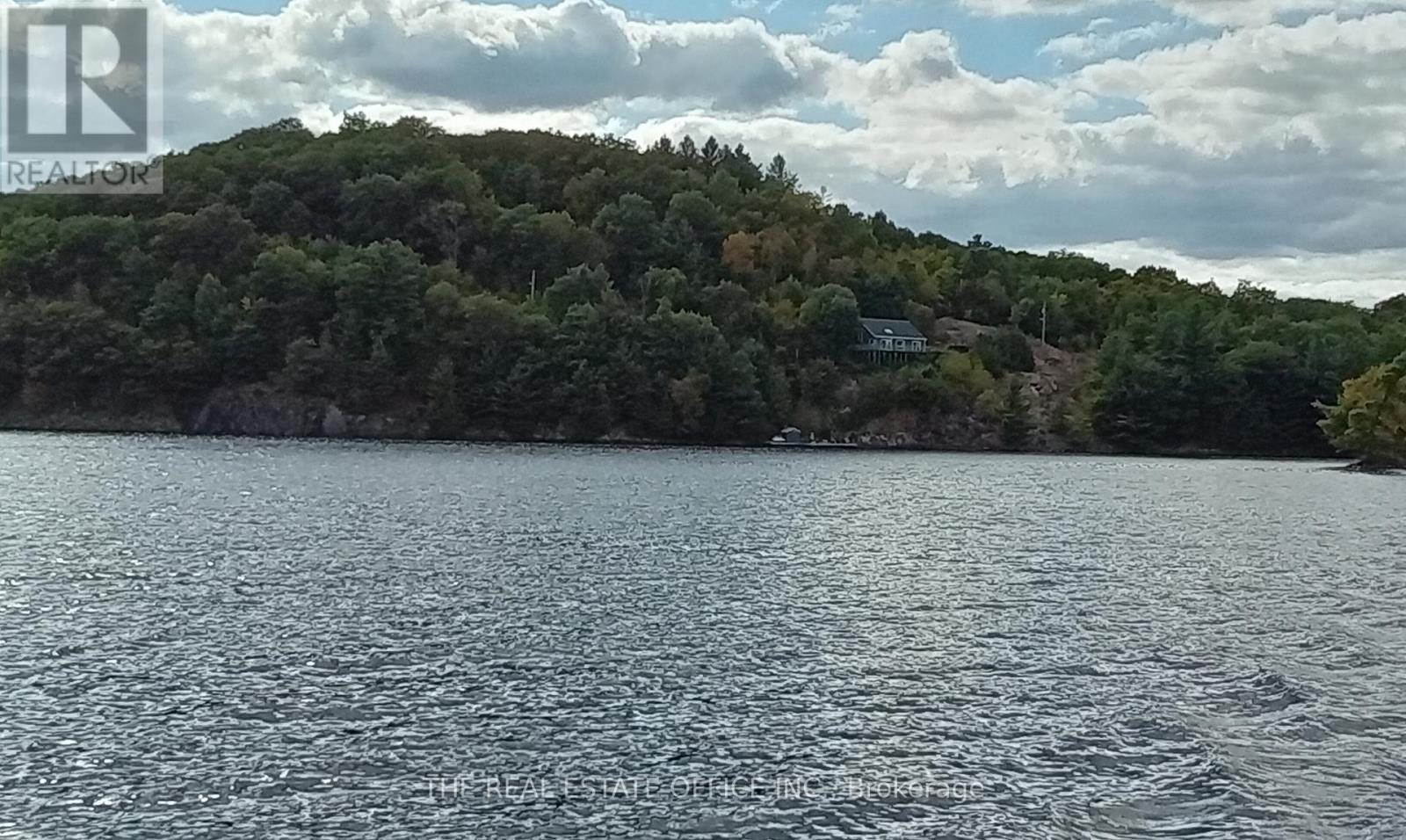 12 Island M, Muskoka Lakes (Watt), Ontario  P0B 1M0 - Photo 19 - X12371437