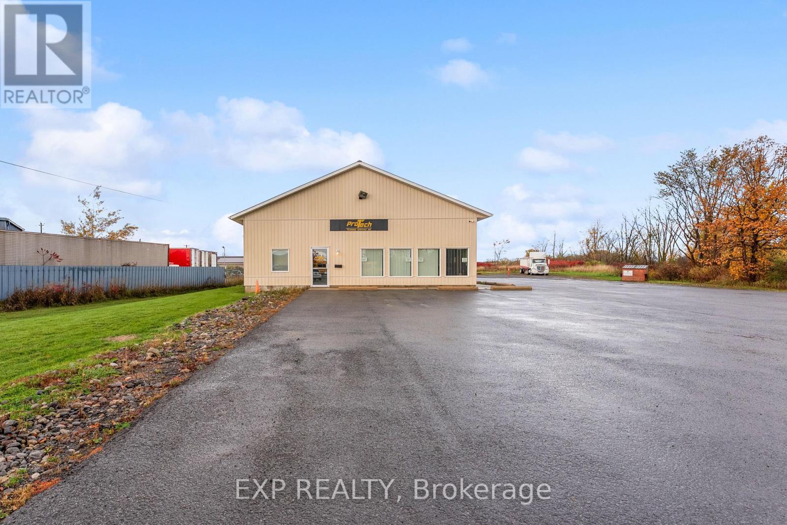 145 Industrial Boulevard, Greater Napanee (Greater Napanee), Ontario  K7R 3Z2 - Photo 2 - X12480232