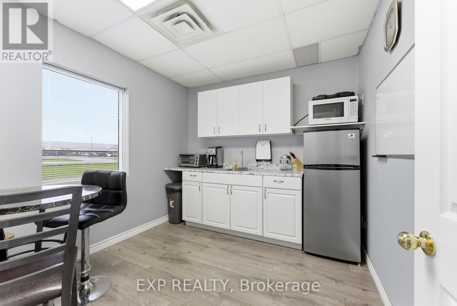 145 Industrial Boulevard, Greater Napanee (Greater Napanee), Ontario  K7R 3Z2 - Photo 25 - X12480232