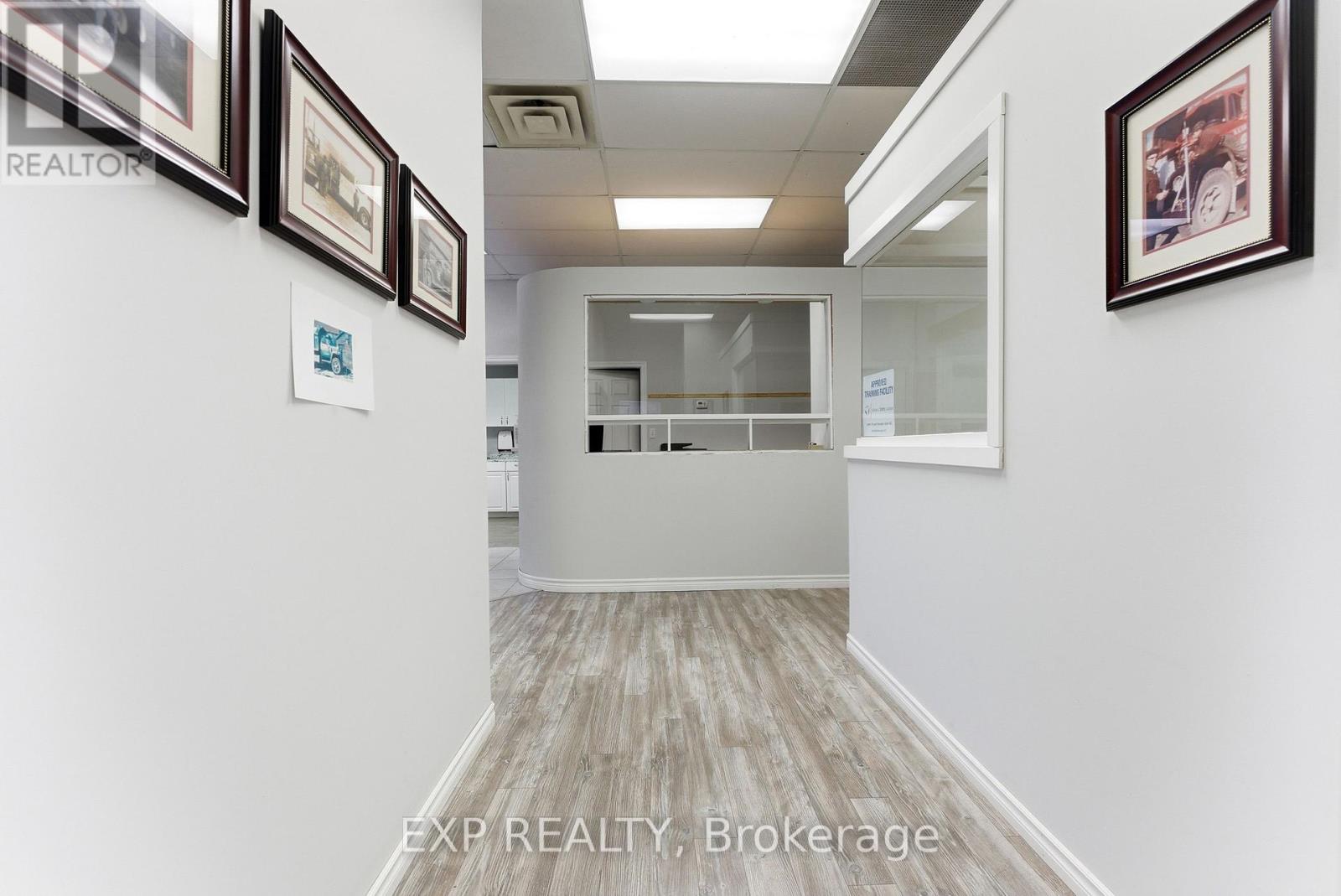 145 Industrial Boulevard, Greater Napanee (Greater Napanee), Ontario  K7R 3Z2 - Photo 30 - X12480232