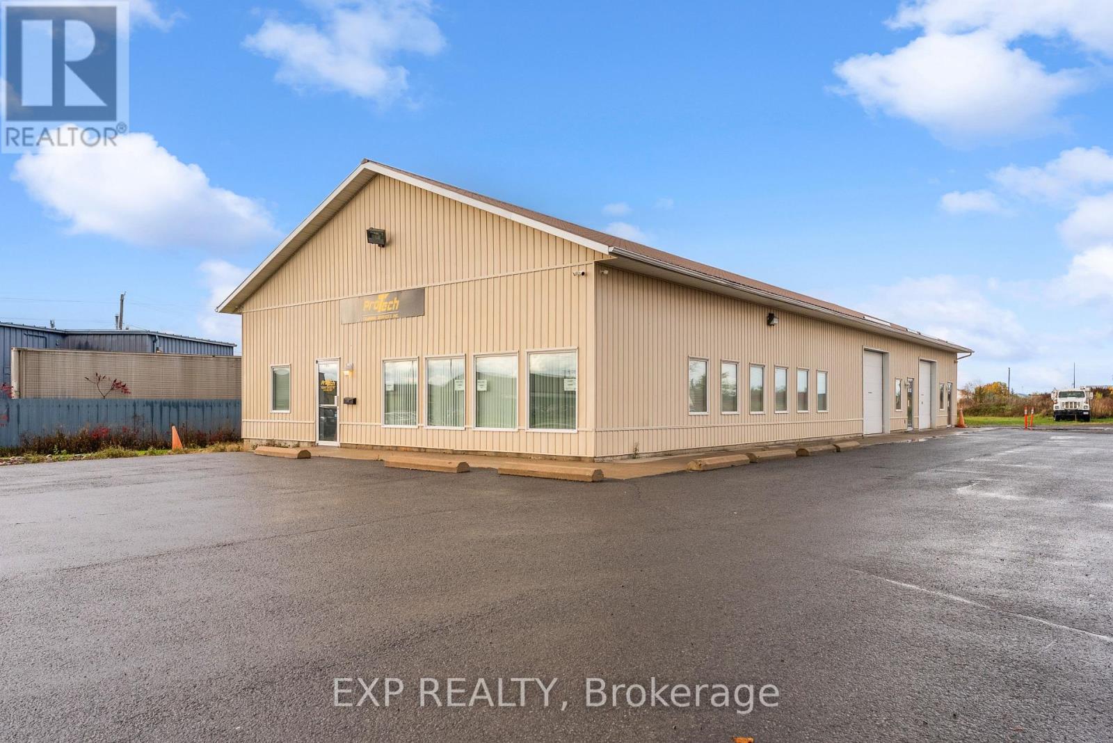 145 Industrial Boulevard, Greater Napanee (Greater Napanee), Ontario  K7R 3Z2 - Photo 4 - X12480232