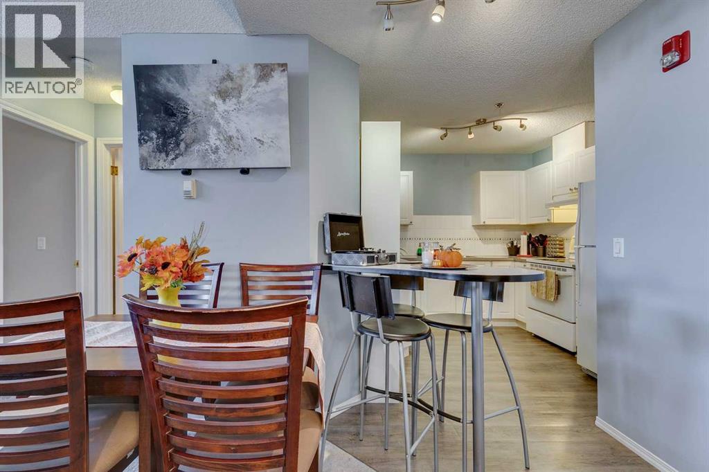 305, 7 Harvest Gold Manor Ne, Calgary, Alberta  T3K 4Y3 - Photo 5 - A2266117