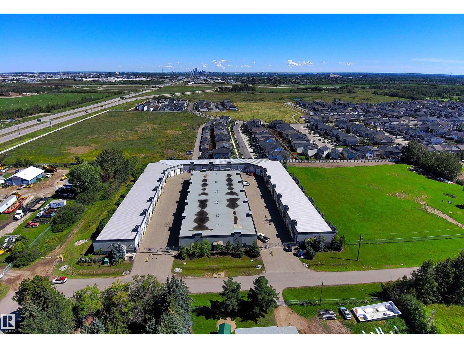 #3 9903 209 St Nw Nw, Edmonton, Alberta  T5T 5X9 - Photo 3 - E4463319