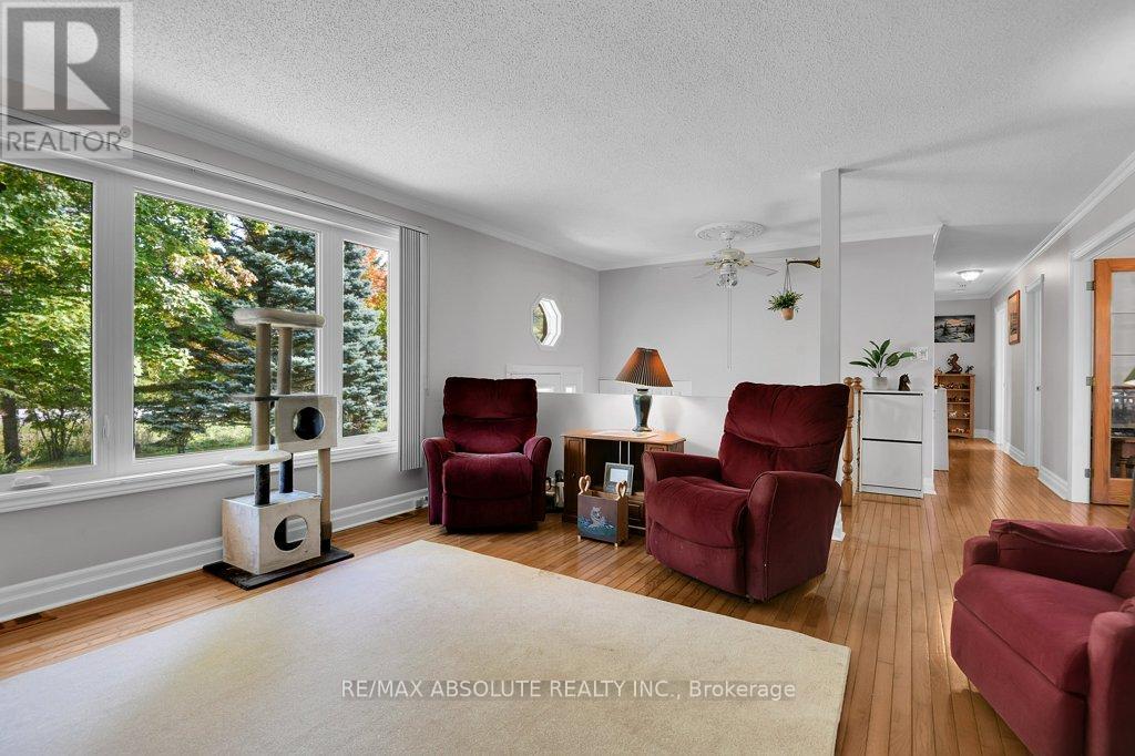 684 County 44 Road, North Grenville, Ontario  K0G 1J0 - Photo 7 - X12427986