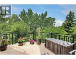 5206, 400 Eau Claire Avenue SW Eau Claire