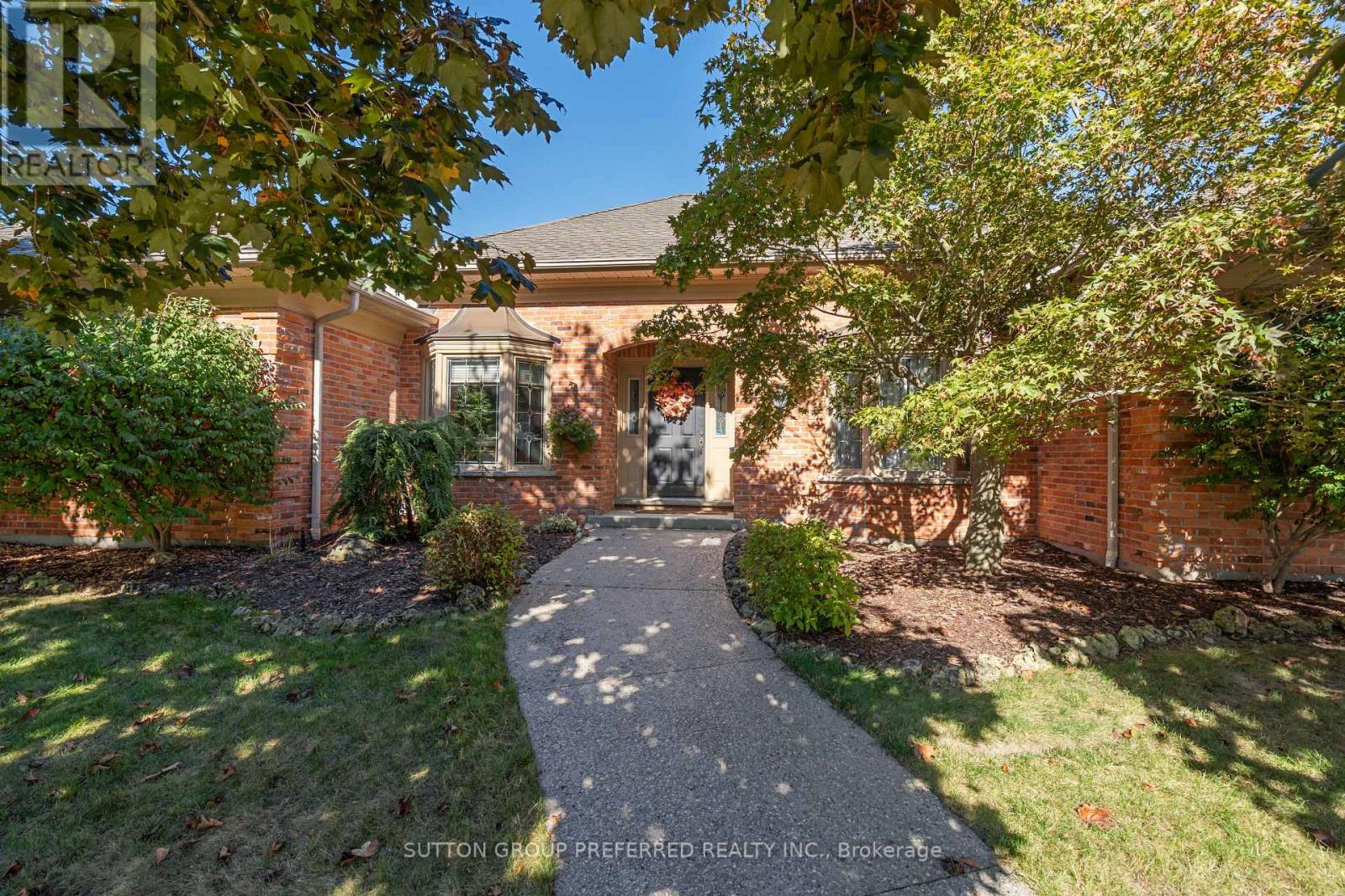 31 Havenwood Way, London North, Ontario  N6H 5B8 - Photo 1 - X12480227