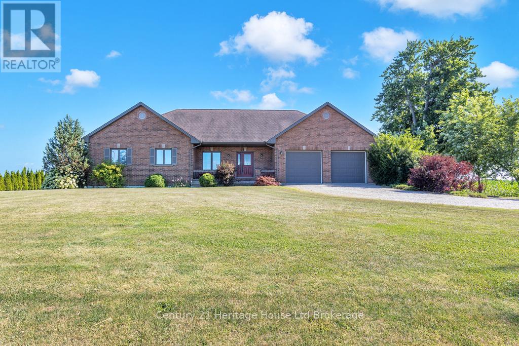 11069 Rogers Road, Malahide, Ontario  N5H 2R6 - Photo 2 - X12480210