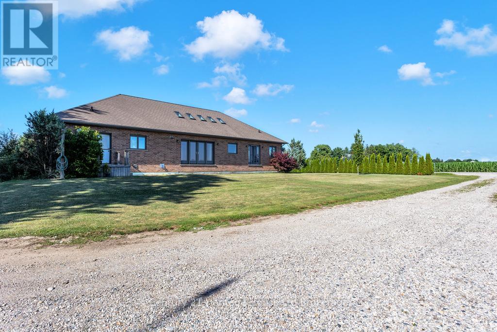 11069 Rogers Road, Malahide, Ontario  N5H 2R6 - Photo 21 - X12480210