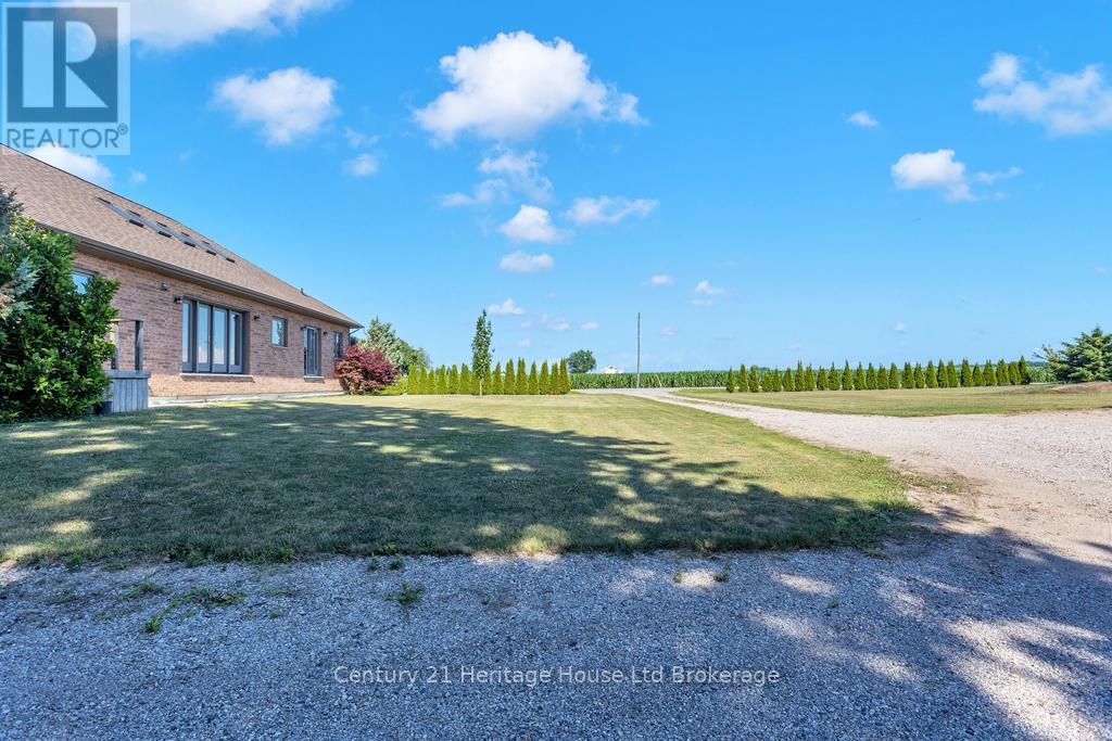11069 Rogers Road, Malahide, Ontario  N5H 2R6 - Photo 23 - X12480210