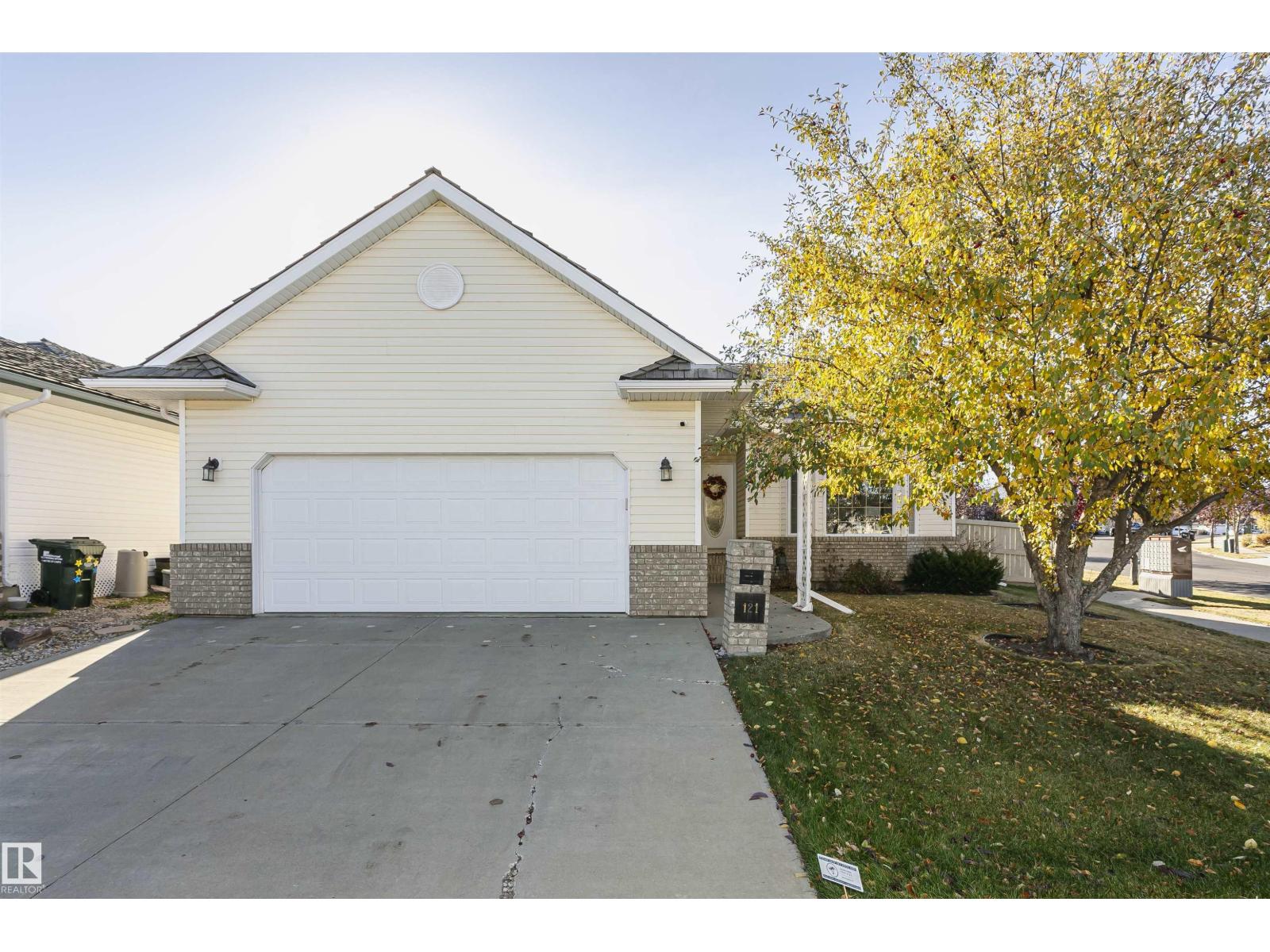 121 Regal, Sherwood Park, Alberta  T8A 5X9 - Photo 2 - E4463321