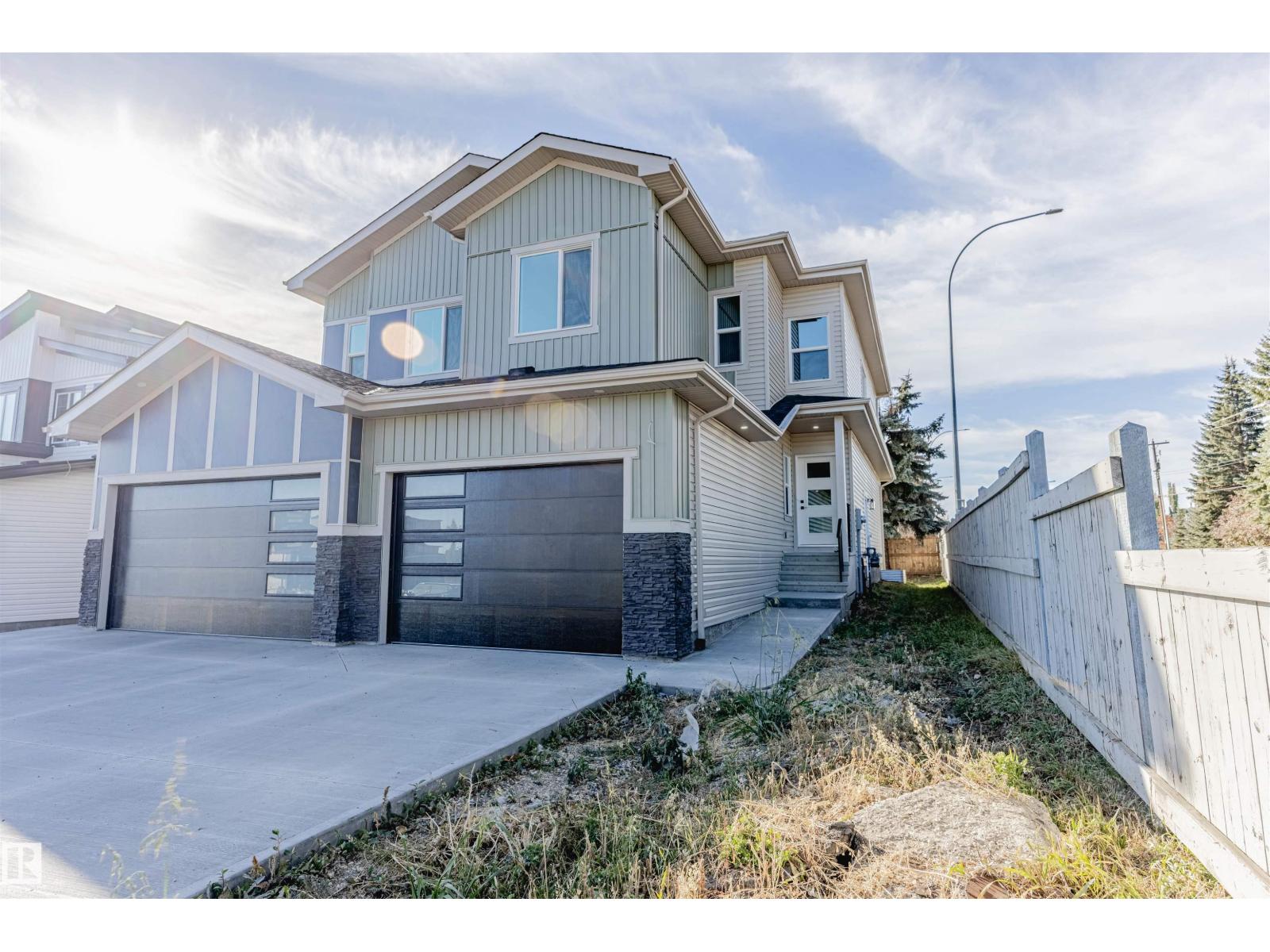 4912 46 St, Beaumont, Alberta  T6X 1H9 - Photo 2 - E4462603