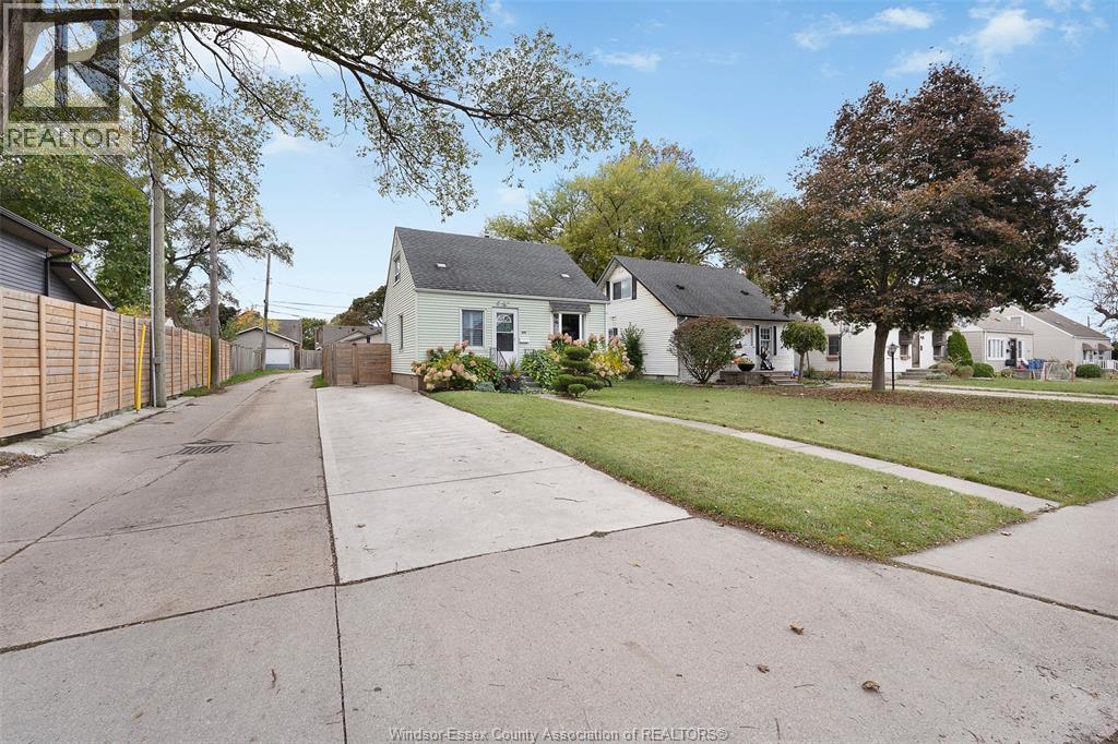 1585 Windsor Avenue, Windsor, Ontario  N8X 3M3 - Photo 3 - 25027064