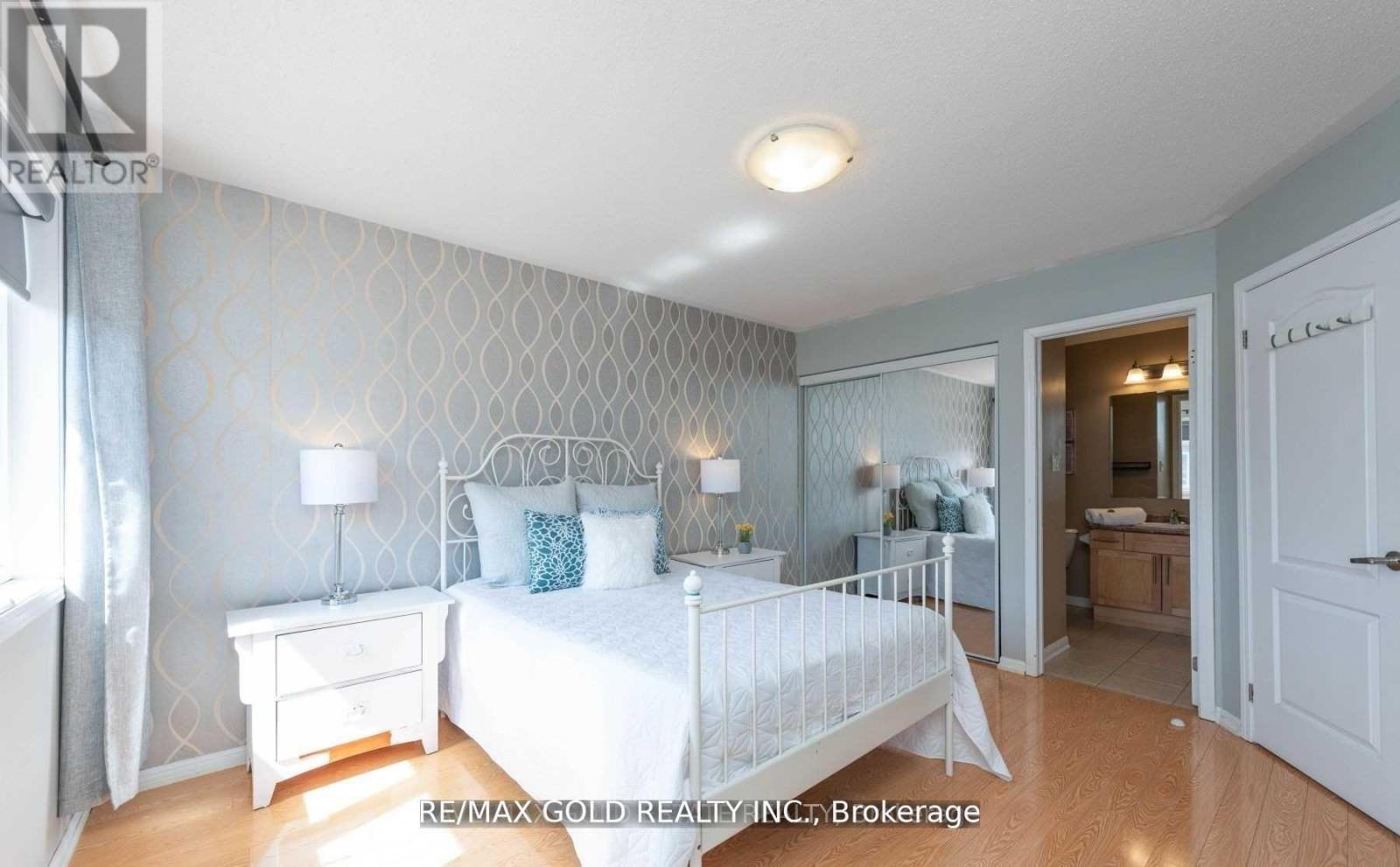 812 Herman Way, Milton, Ontario  L9T 2C9 - Photo 8 - W12479496