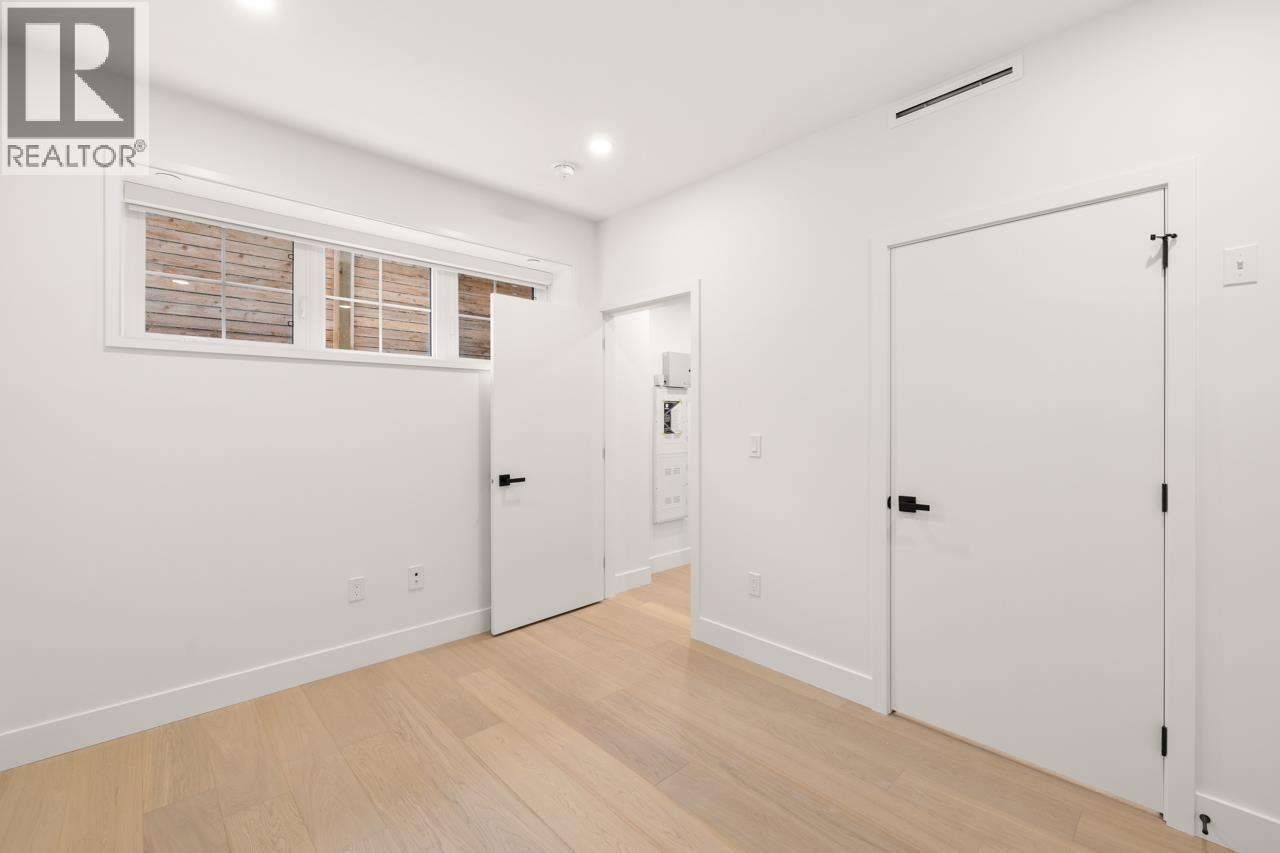 2438 W 49th Avenue, Vancouver, British Columbia  V6M 2V3 - Photo 16 - R3061611