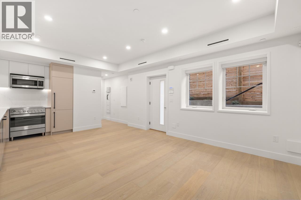 2438 W 49th Avenue, Vancouver, British Columbia  V6M 2V3 - Photo 9 - R3061611