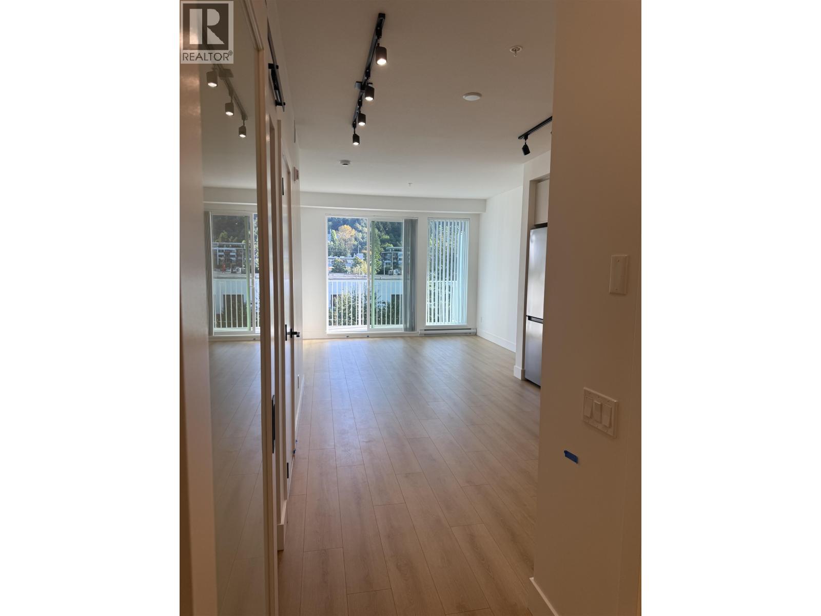 404 3075 Murray Street, Port Moody, British Columbia  V3H 2C5 - Photo 8 - R3061615