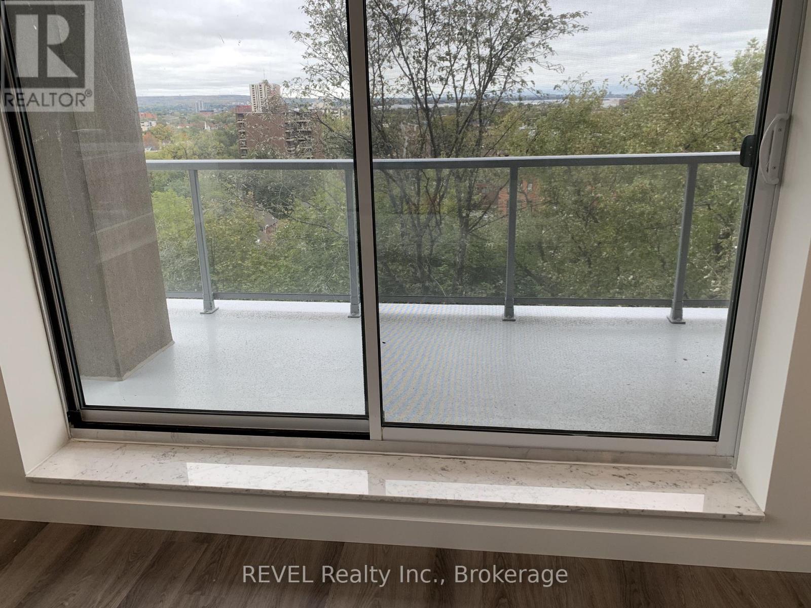 407 - 479 Charlton Avenue E, Hamilton (Stinson), Ontario  L8N 0B4 - Photo 13 - X12480225