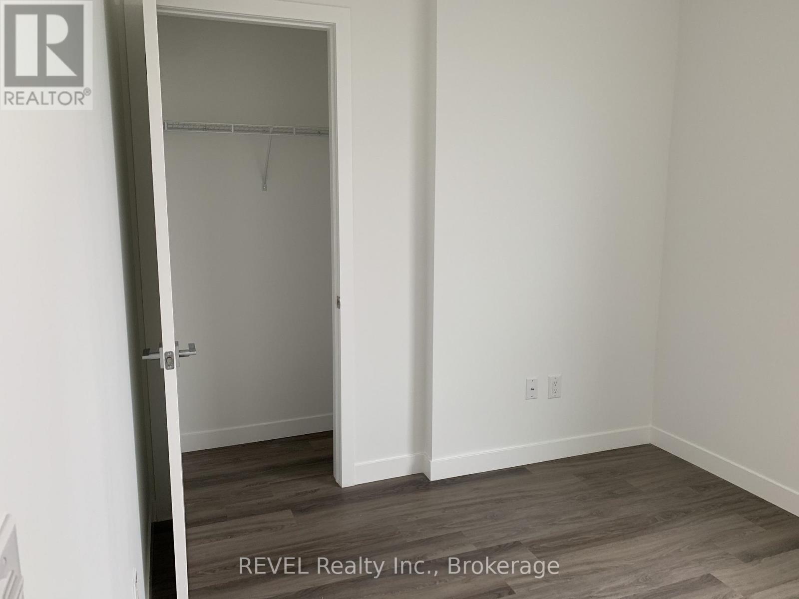 407 - 479 Charlton Avenue E, Hamilton (Stinson), Ontario  L8N 0B4 - Photo 7 - X12480225