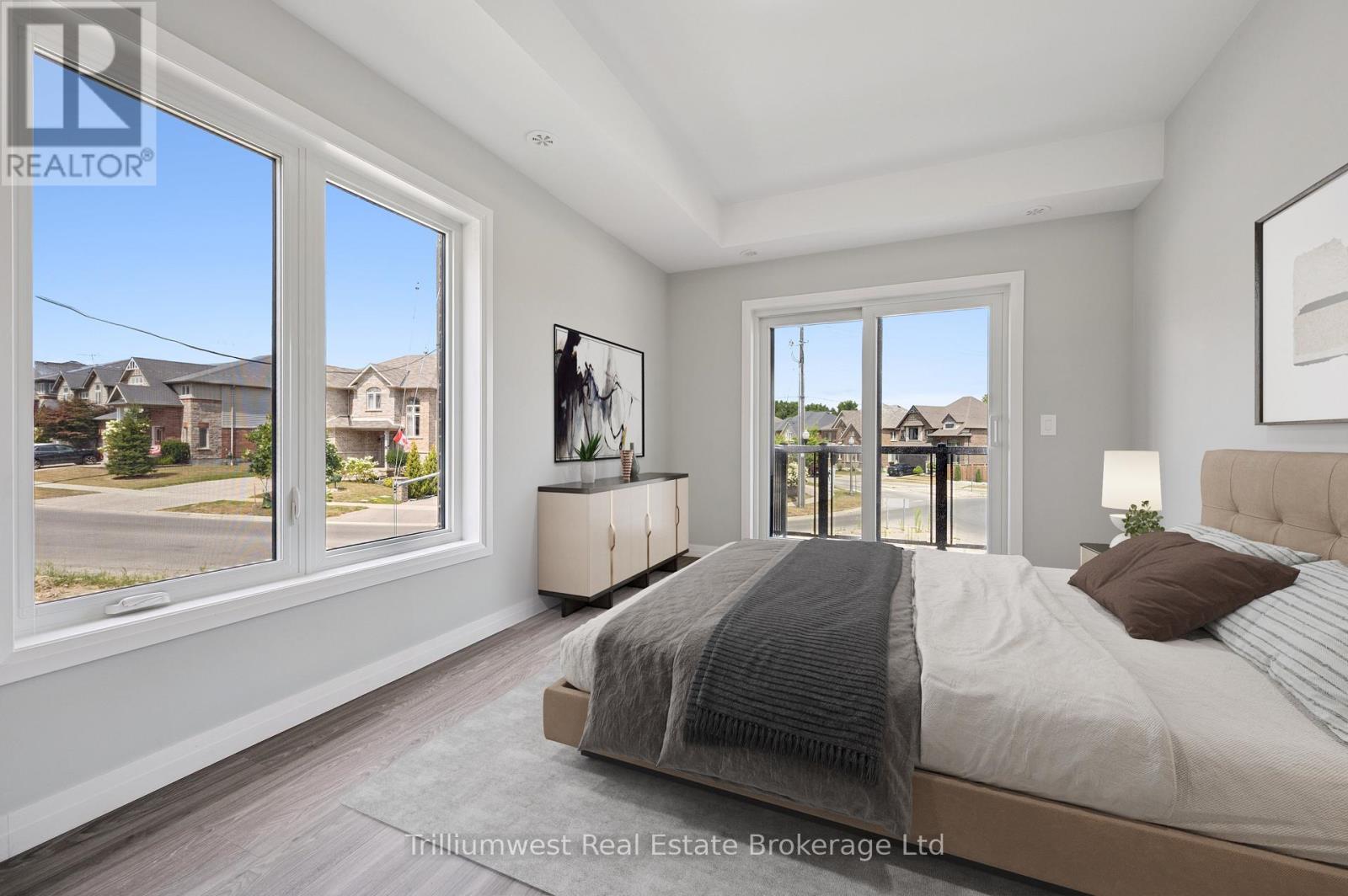 34 - 10 South Creek Drive, Kitchener, Ontario  N2R 1N3 - Photo 11 - X12480198