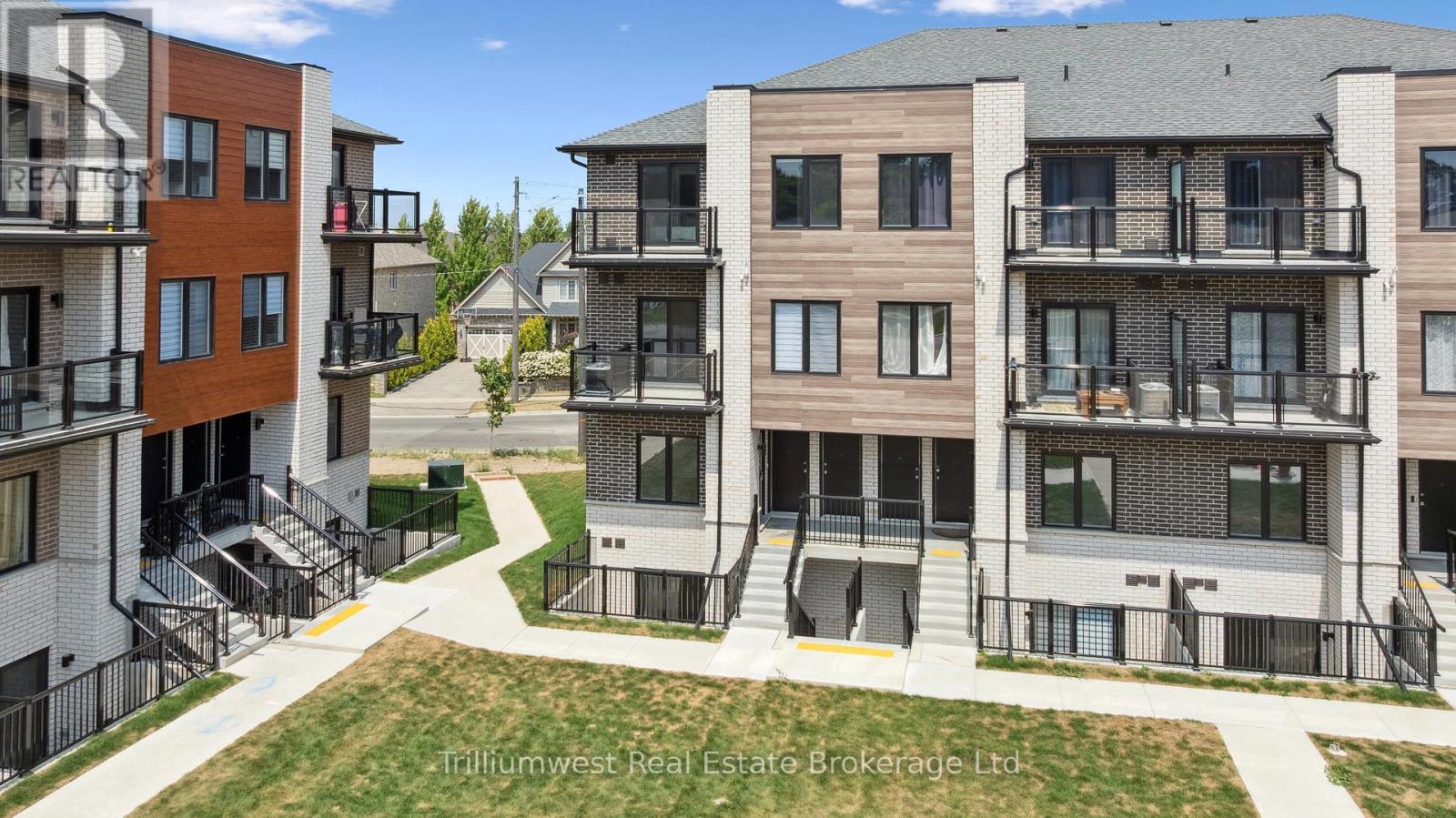 34 - 10 South Creek Drive, Kitchener, Ontario  N2R 1N3 - Photo 23 - X12480198