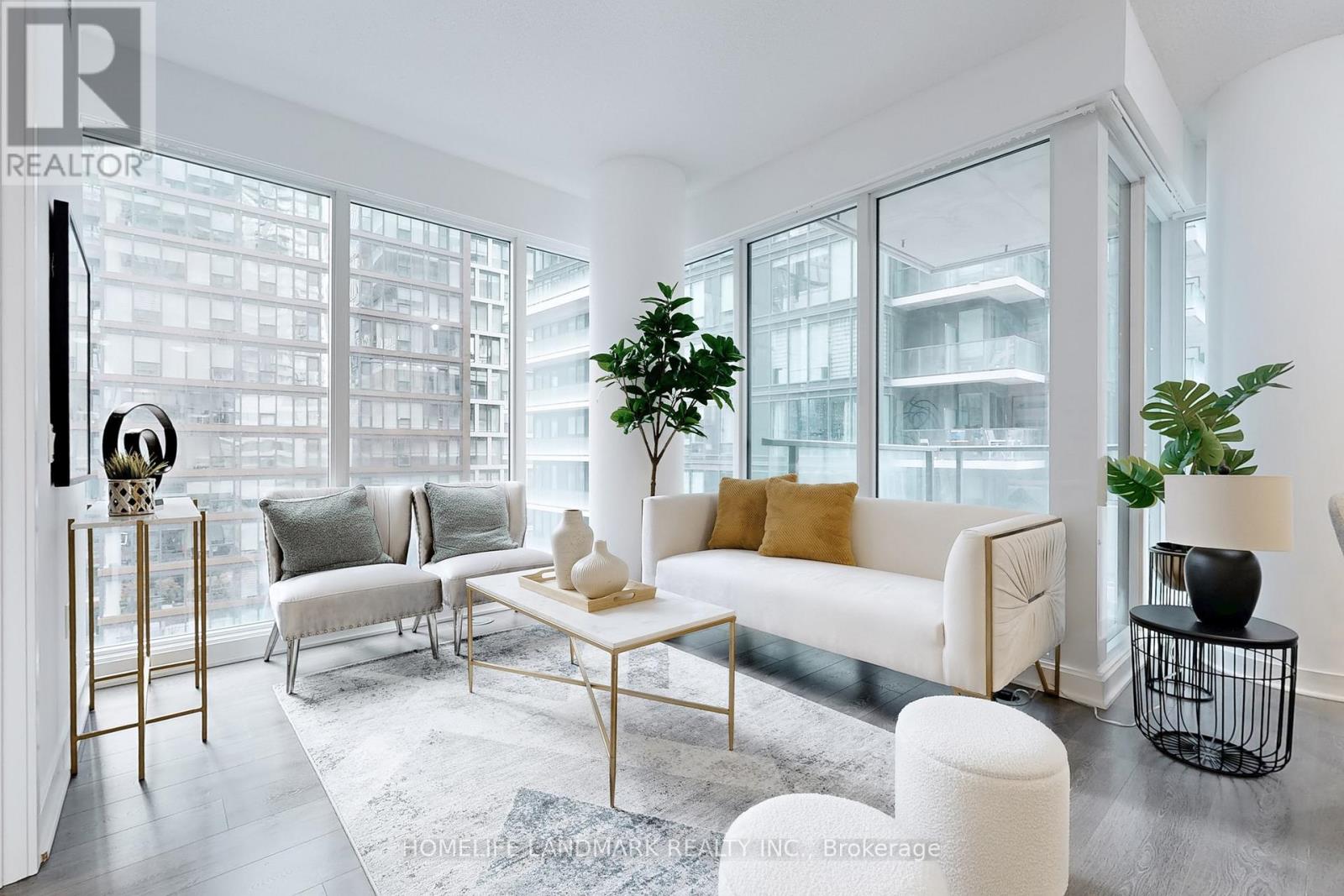 1602 - 125 Blue Jays Way, Toronto (Waterfront Communities), Ontario  M5V 0N5 - Photo 10 - C12480019