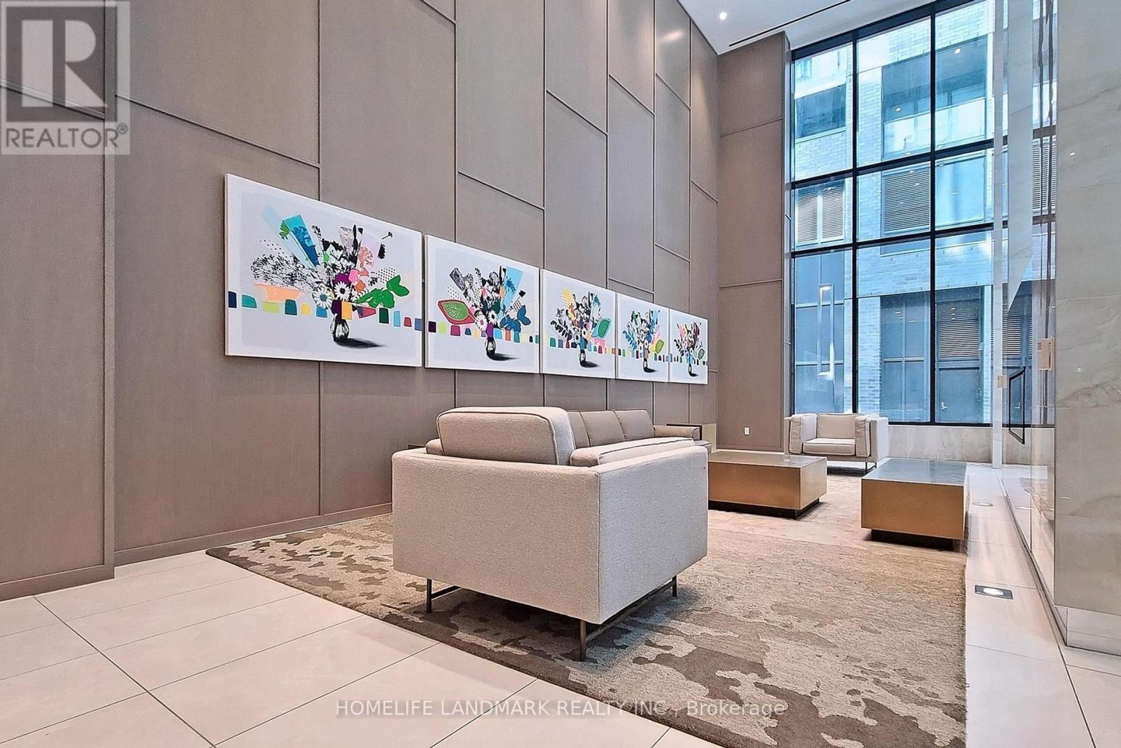 1602 - 125 Blue Jays Way, Toronto (Waterfront Communities), Ontario  M5V 0N5 - Photo 2 - C12480019