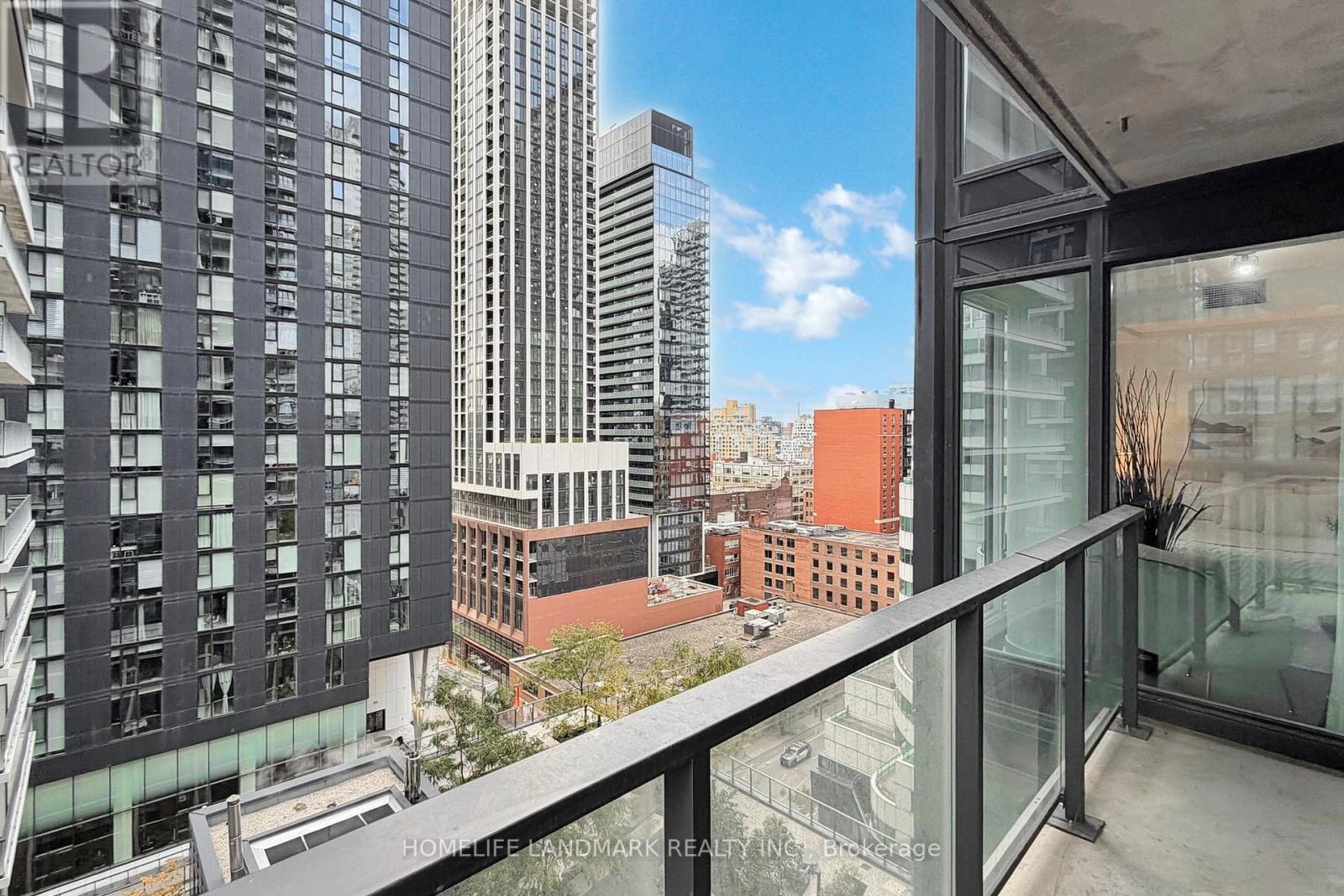 1602 - 125 Blue Jays Way, Toronto (Waterfront Communities), Ontario  M5V 0N5 - Photo 22 - C12480019