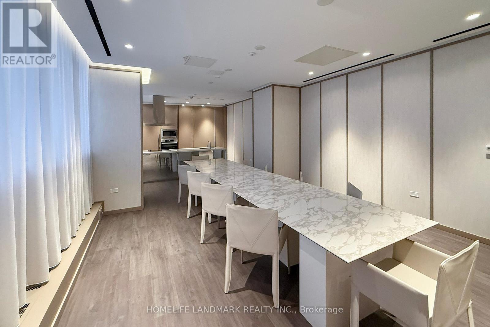 1602 - 125 Blue Jays Way, Toronto (Waterfront Communities), Ontario  M5V 0N5 - Photo 24 - C12480019