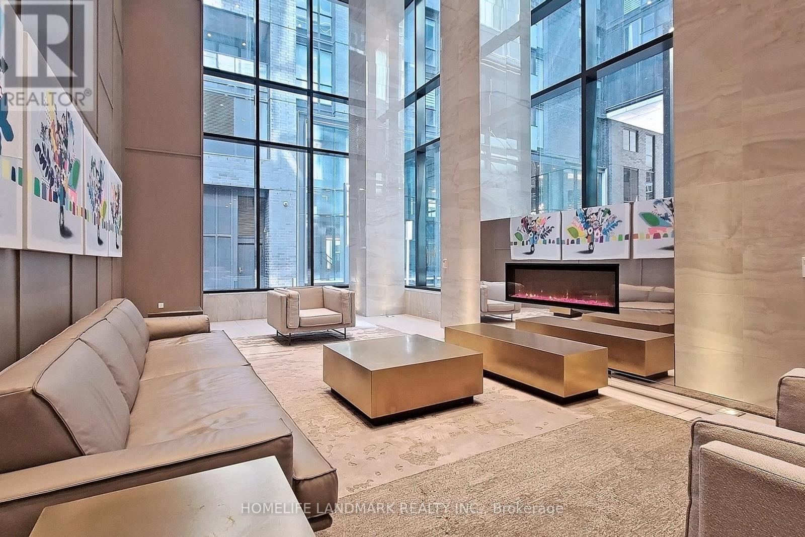 1602 - 125 Blue Jays Way, Toronto (Waterfront Communities), Ontario  M5V 0N5 - Photo 3 - C12480019