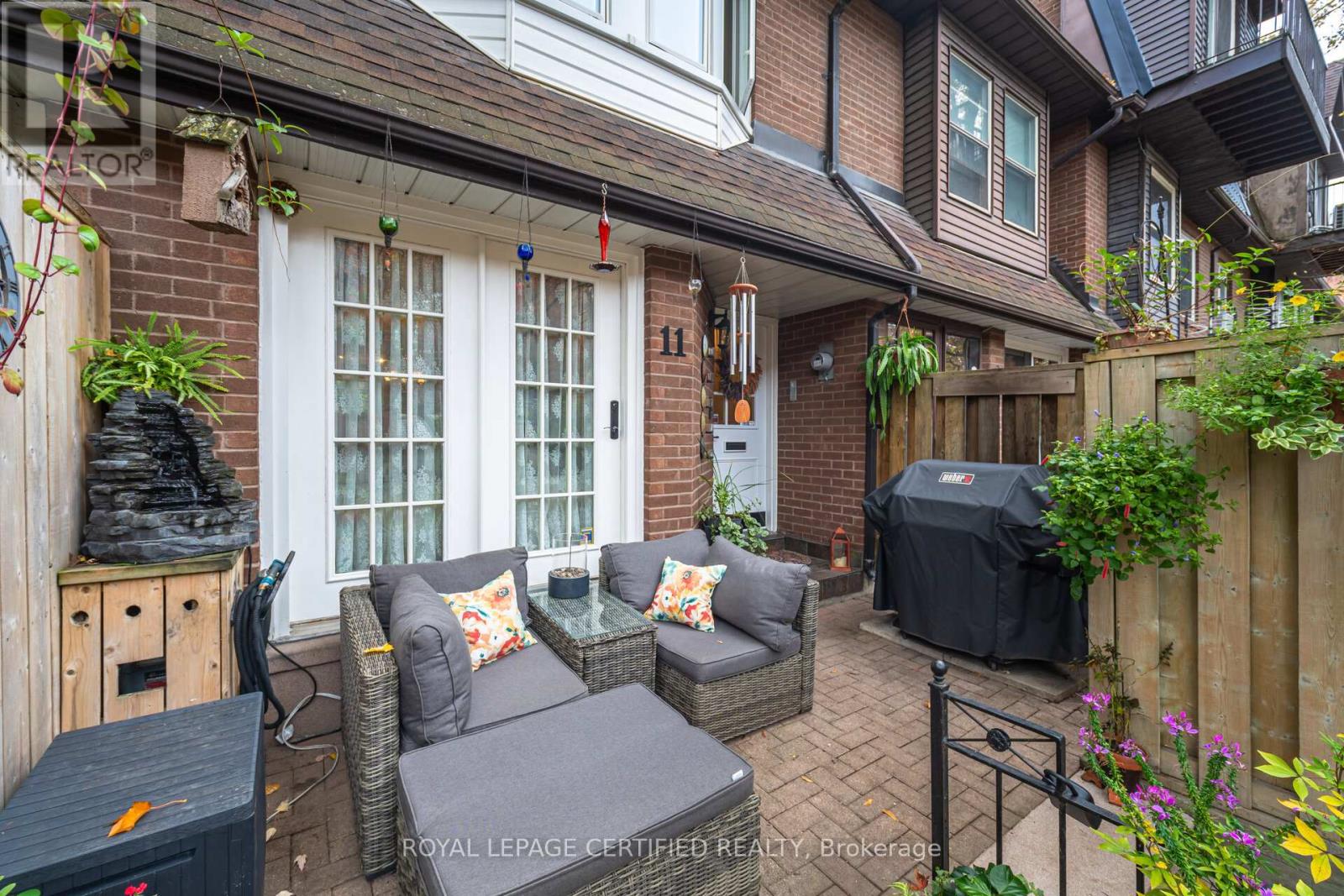 11 Longboat Avenue, Toronto, Ontario  M5A 4C9 - Photo 3 - C12480044