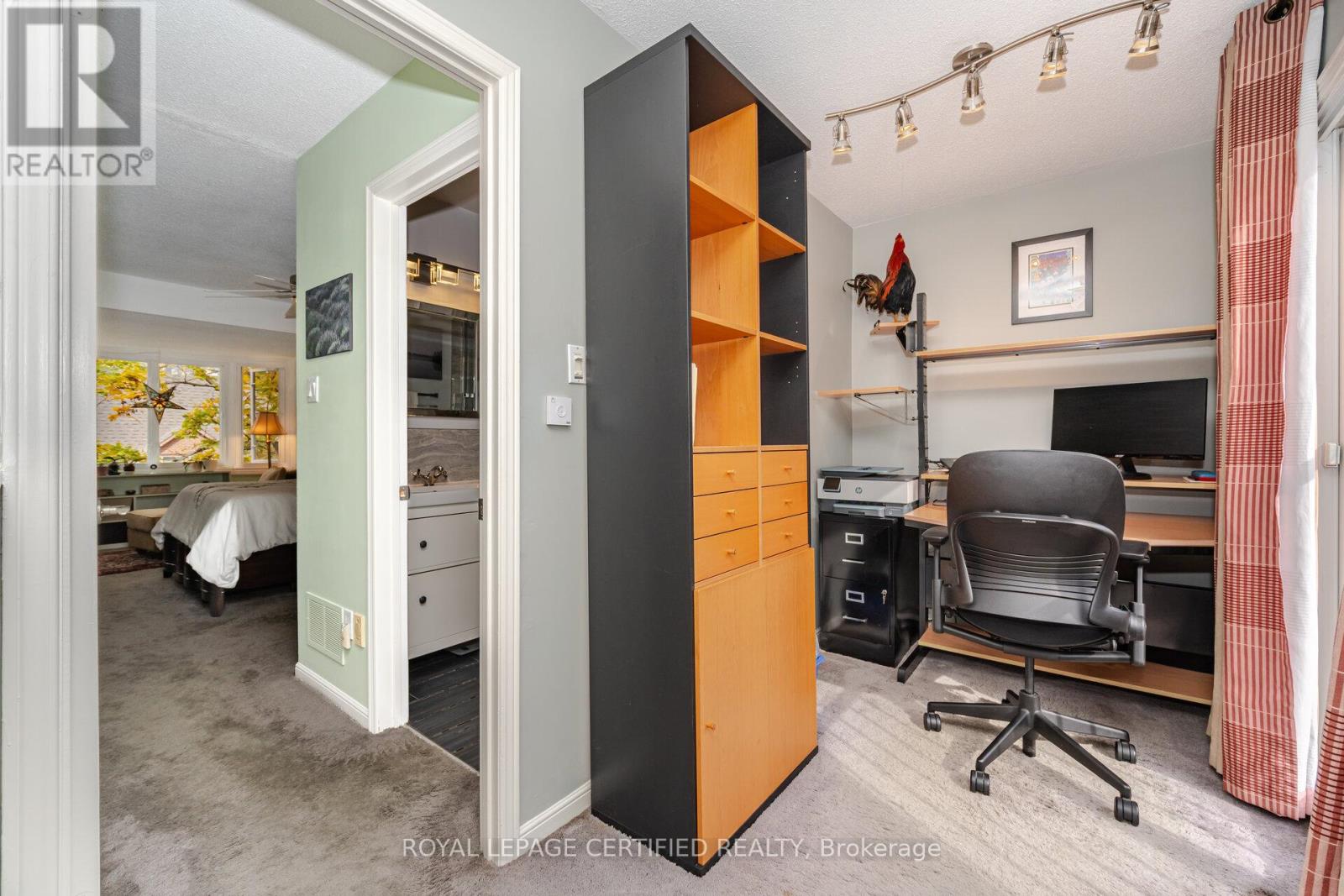 11 Longboat Avenue, Toronto, Ontario  M5A 4C9 - Photo 34 - C12480044
