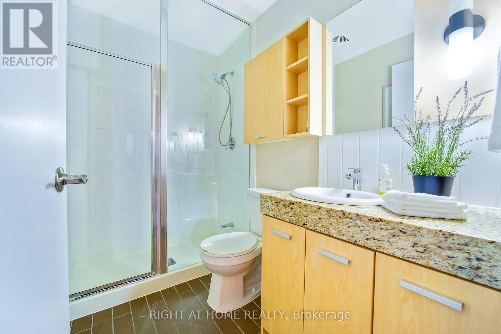 2902 - 33 Singer Court, Toronto, Ontario  M2K 0B4 - Photo 14 - C12480066