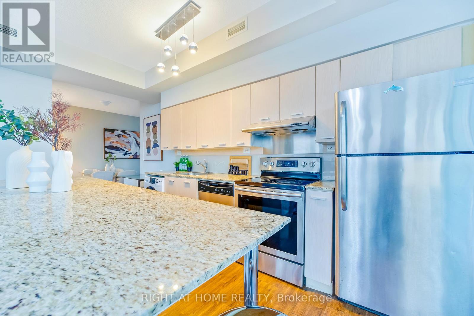 2902 - 33 Singer Court, Toronto, Ontario  M2K 0B4 - Photo 7 - C12480066