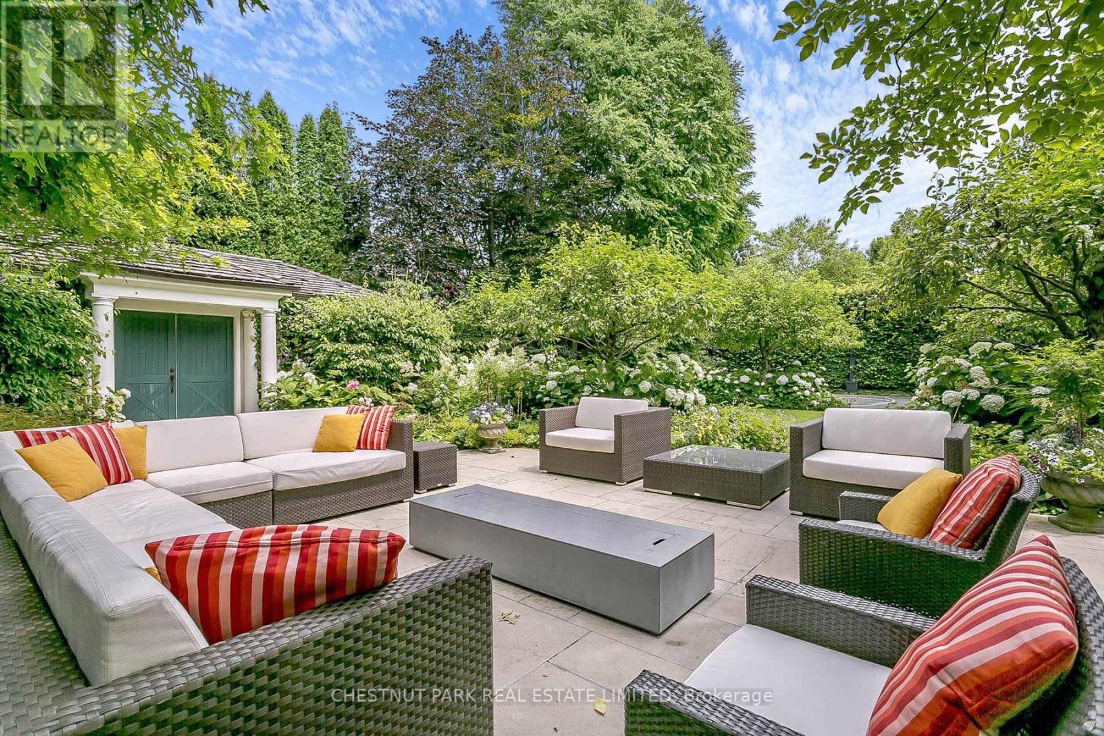 76 Binscarth Road, Toronto, Ontario  M4W 1Y4 - Photo 7 - C12480107