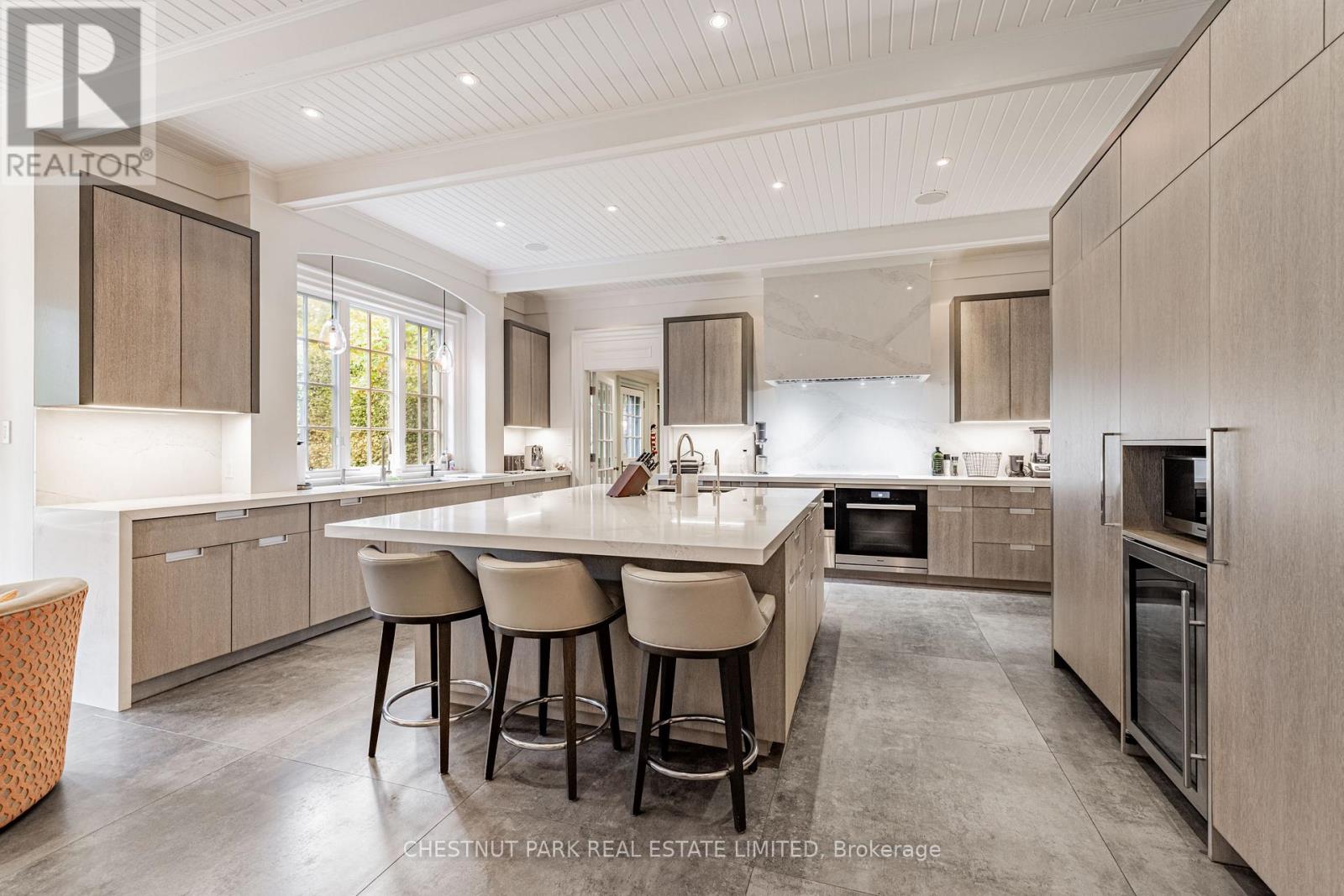 76 Binscarth Road, Toronto, Ontario  M4W 1Y4 - Photo 9 - C12480107