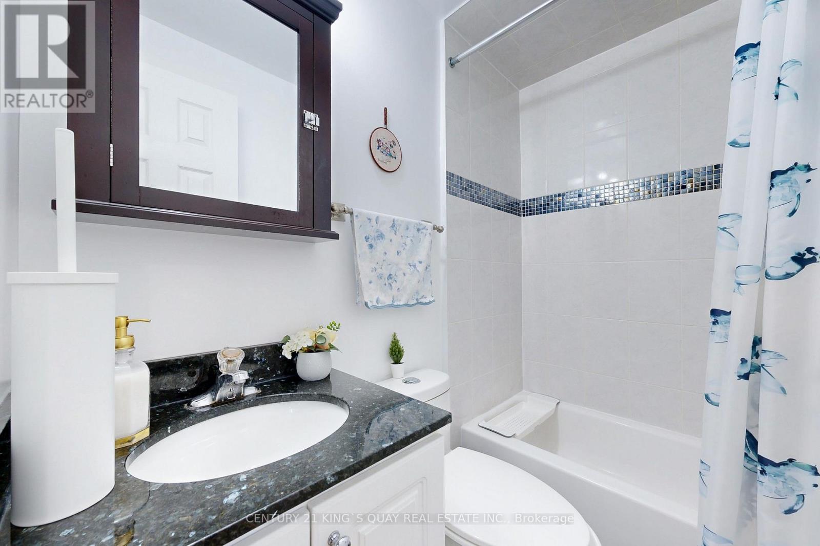 55 Lesgay Crescent, Toronto (Don Valley Village), Ontario  M2J 2J2 - Photo 29 - C12480116