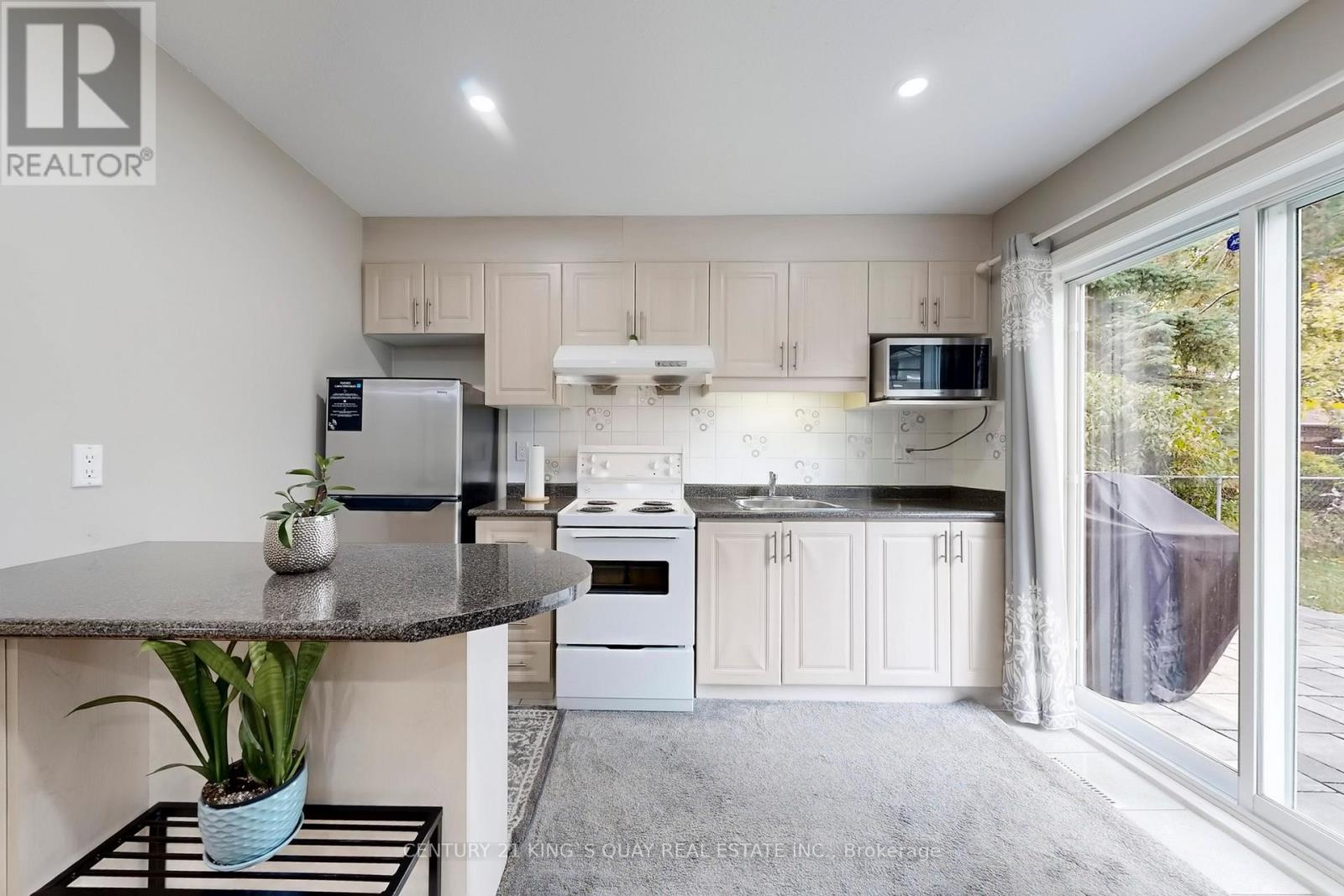 55 Lesgay Crescent, Toronto (Don Valley Village), Ontario  M2J 2J2 - Photo 32 - C12480116