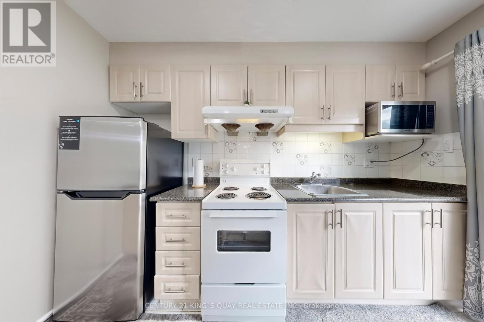 55 Lesgay Crescent, Toronto (Don Valley Village), Ontario  M2J 2J2 - Photo 33 - C12480116