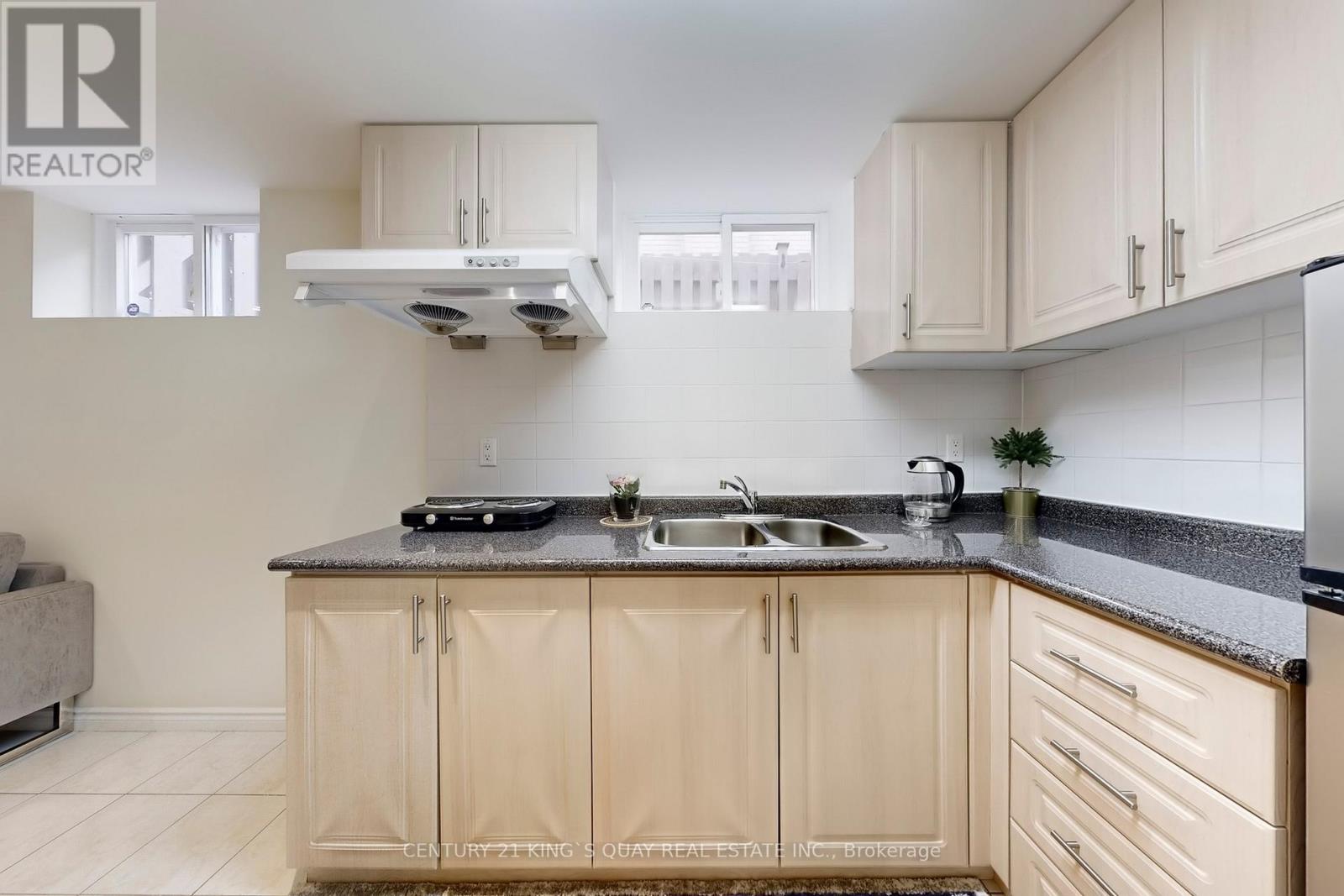 55 Lesgay Crescent, Toronto (Don Valley Village), Ontario  M2J 2J2 - Photo 39 - C12480116