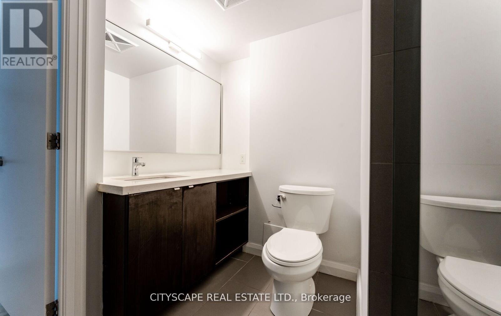 2120 - 155 Yorkville Avenue, Toronto, Ontario  M5R 1C4 - Photo 16 - C12480151