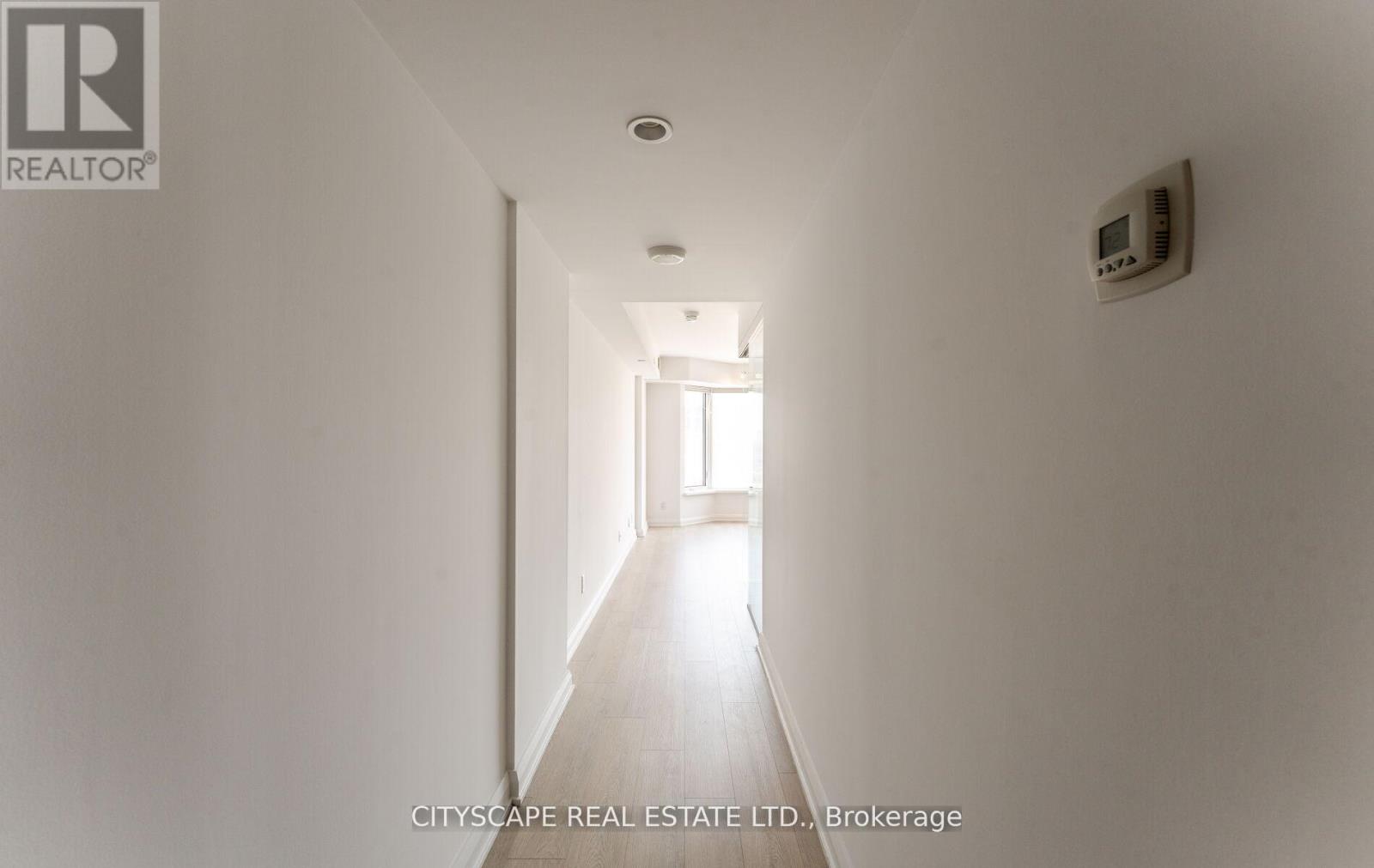 2120 - 155 Yorkville Avenue, Toronto, Ontario  M5R 1C4 - Photo 7 - C12480151