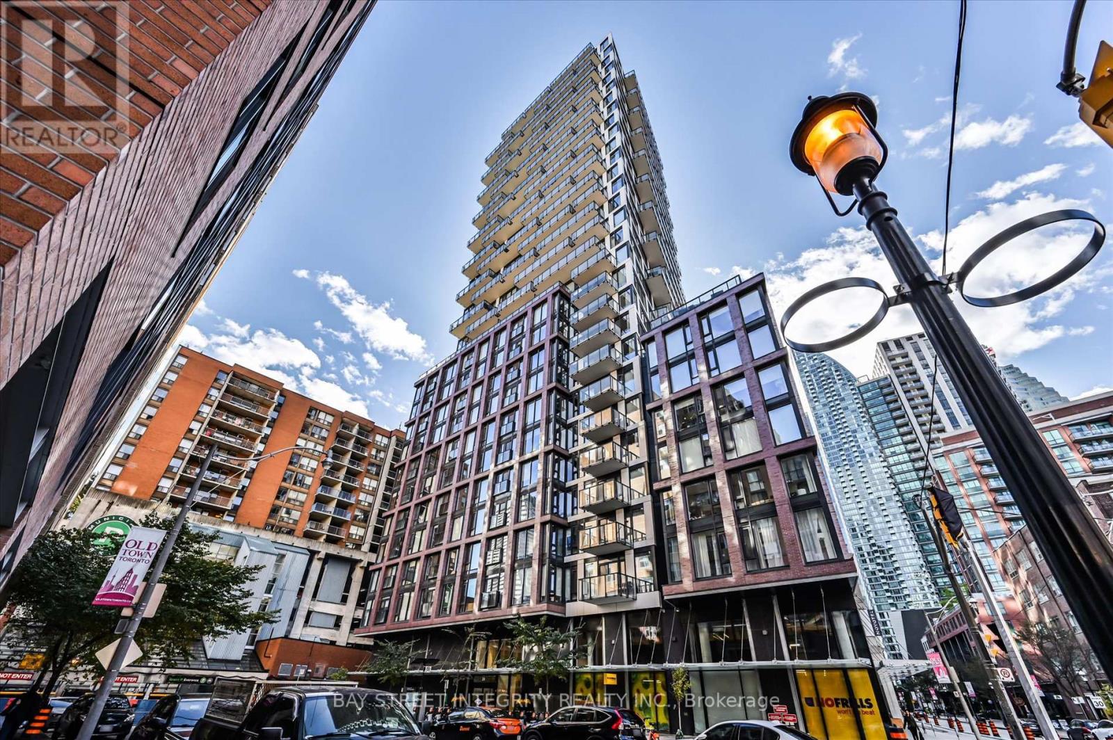 702 - 2a Church Street, Toronto, Ontario  M5E 0E1 - Photo 2 - C12480164
