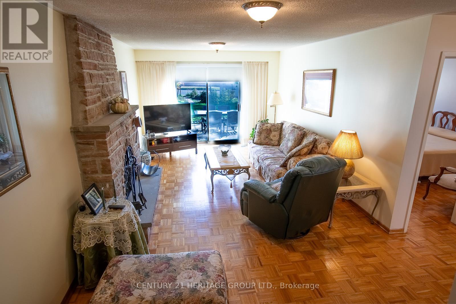 237 Apache Trail, Toronto, Ontario  M2H 2W3 - Photo 14 - C12480173
