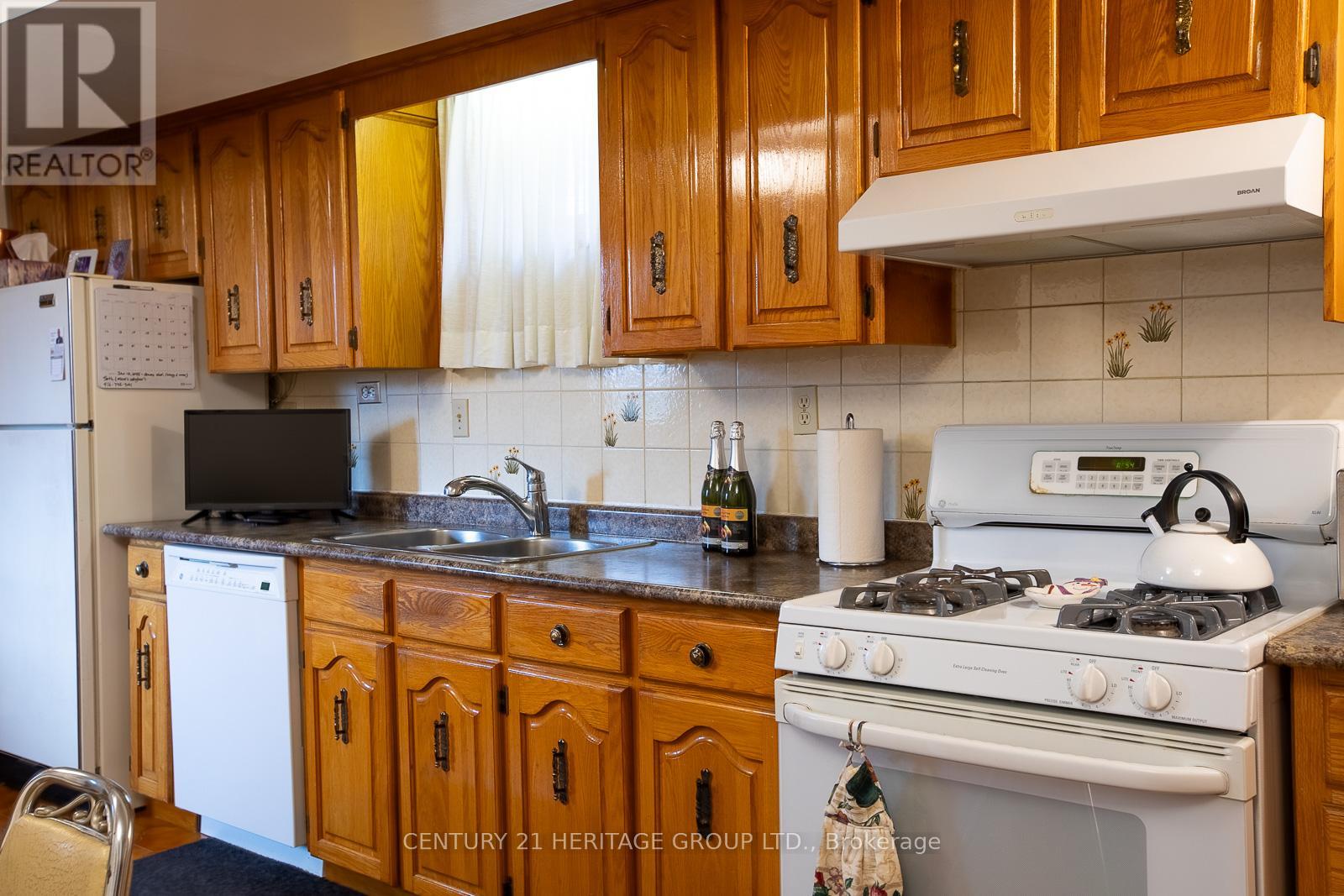237 Apache Trail, Toronto, Ontario  M2H 2W3 - Photo 27 - C12480173