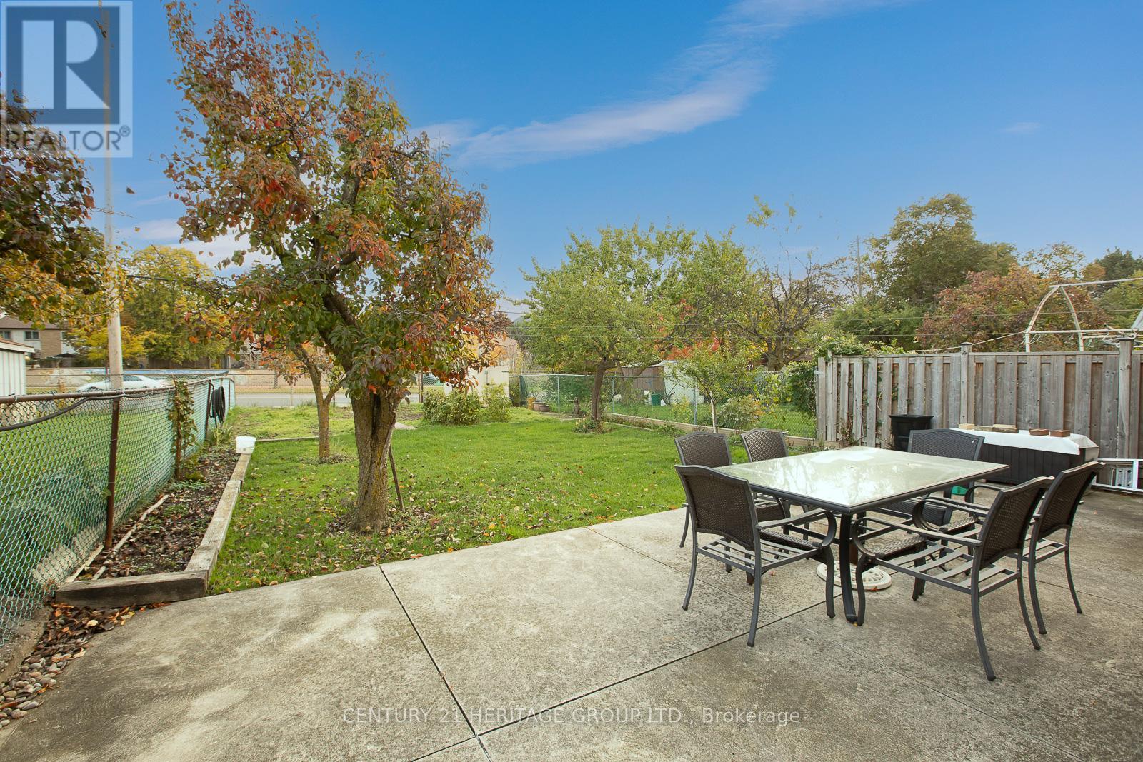 237 Apache Trail, Toronto, Ontario  M2H 2W3 - Photo 33 - C12480173