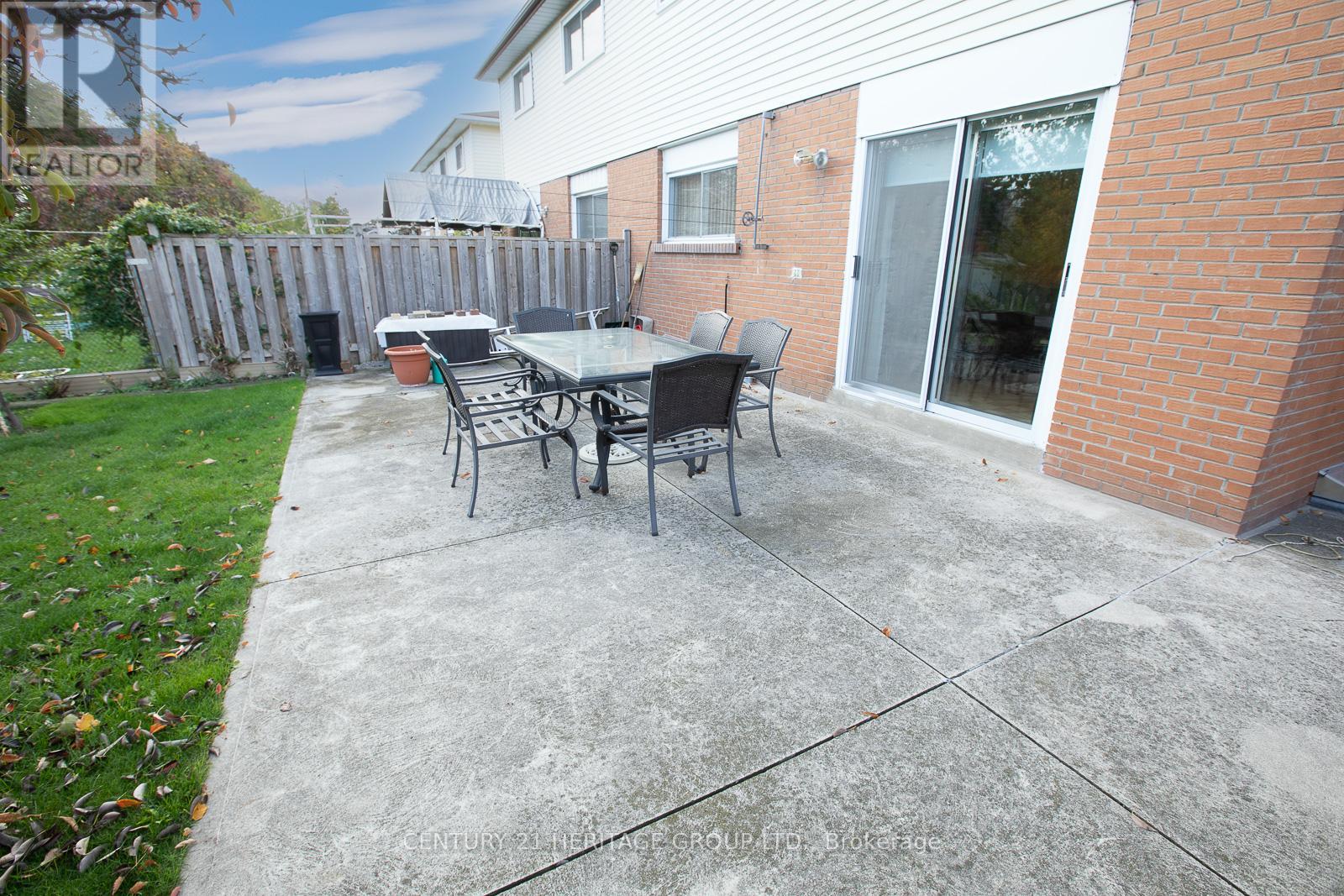 237 Apache Trail, Toronto, Ontario  M2H 2W3 - Photo 35 - C12480173