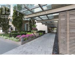 611 - 1 BEDFORD ROAD, Toronto, Ontario