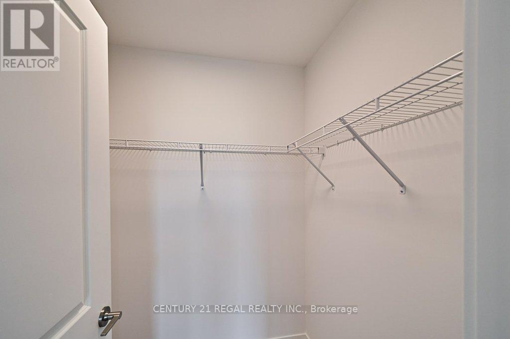 219 - 385 Arctic Red Drive, Oshawa, Ontario  L1L 0W9 - Photo 11 - E12480030
