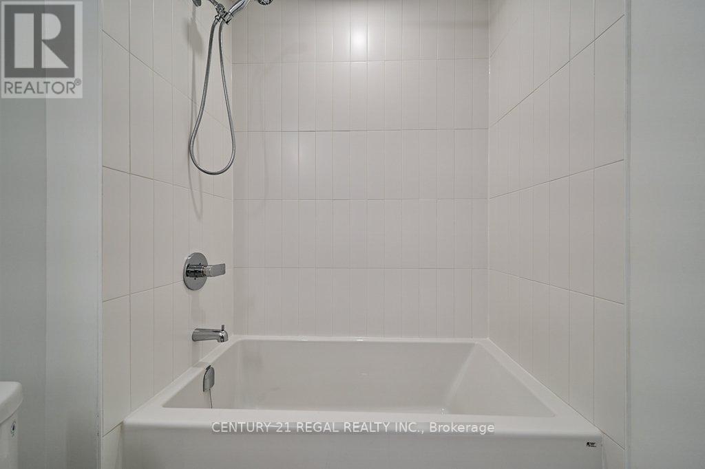 219 - 385 Arctic Red Drive, Oshawa, Ontario  L1L 0W9 - Photo 6 - E12480030